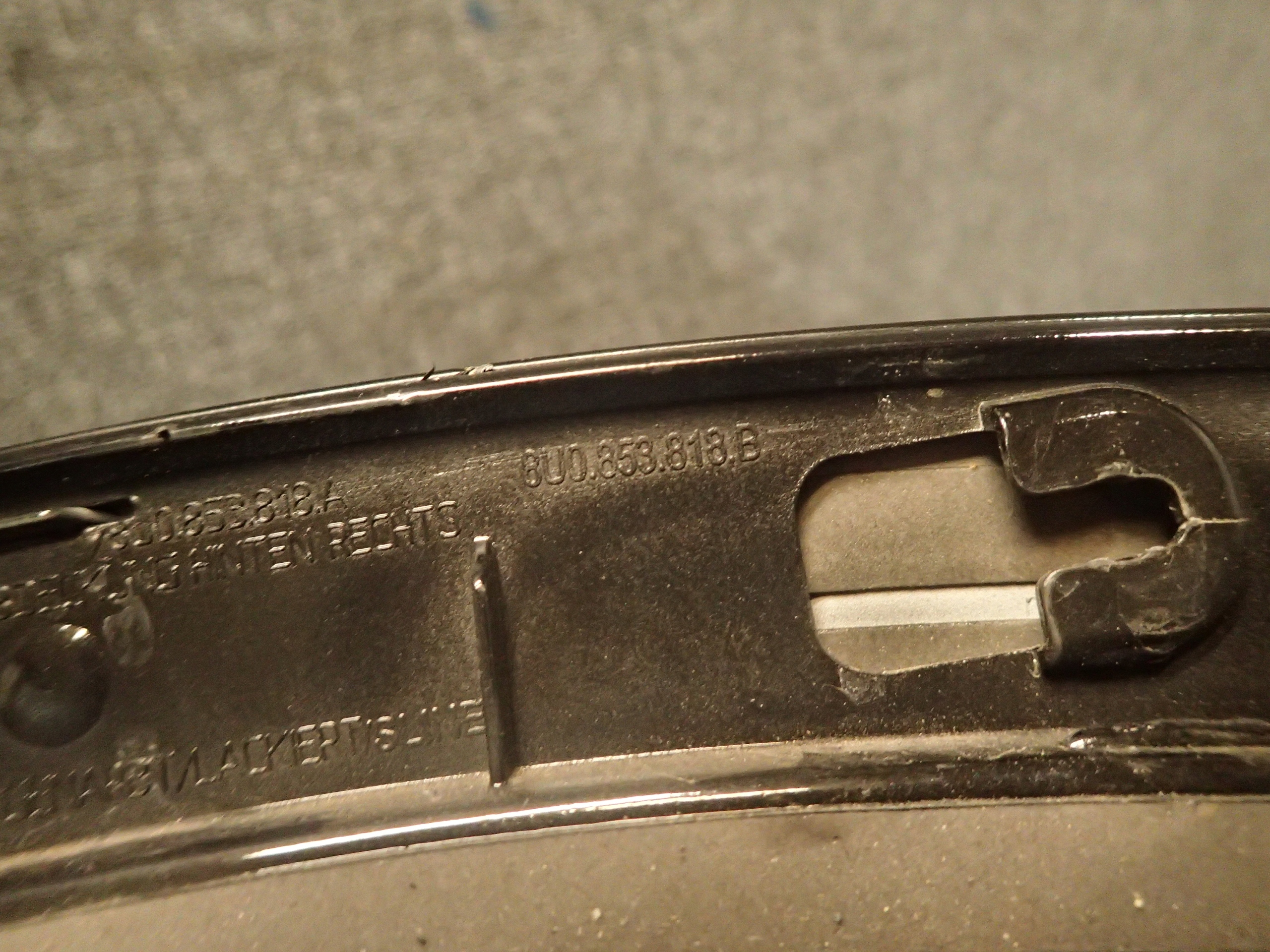 CAP MOULDING FENDER RIGHT REAR PART AUDI Q3 8U0