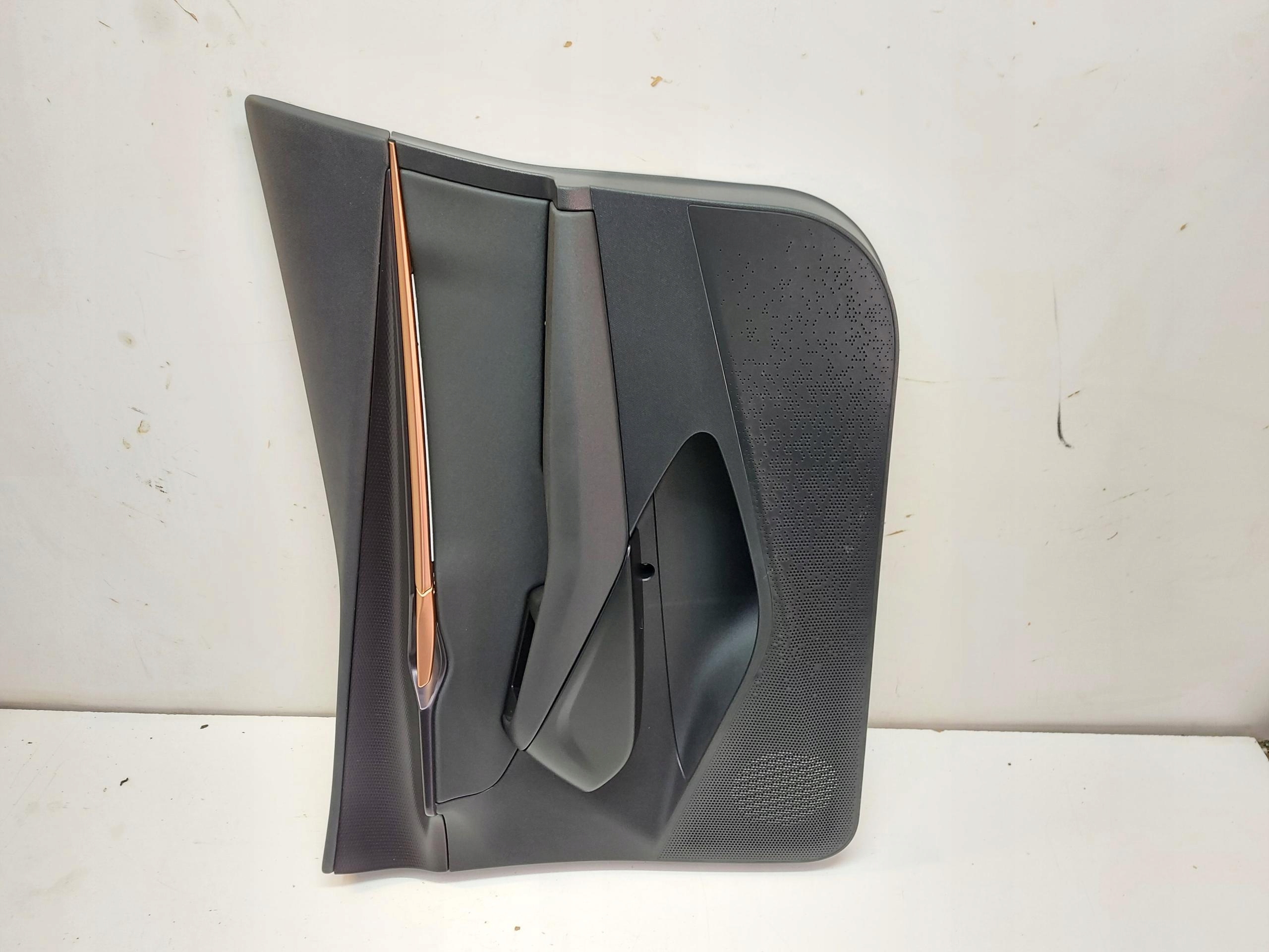 Cupra Tavascan 11H 2025 side upholstery door right front front