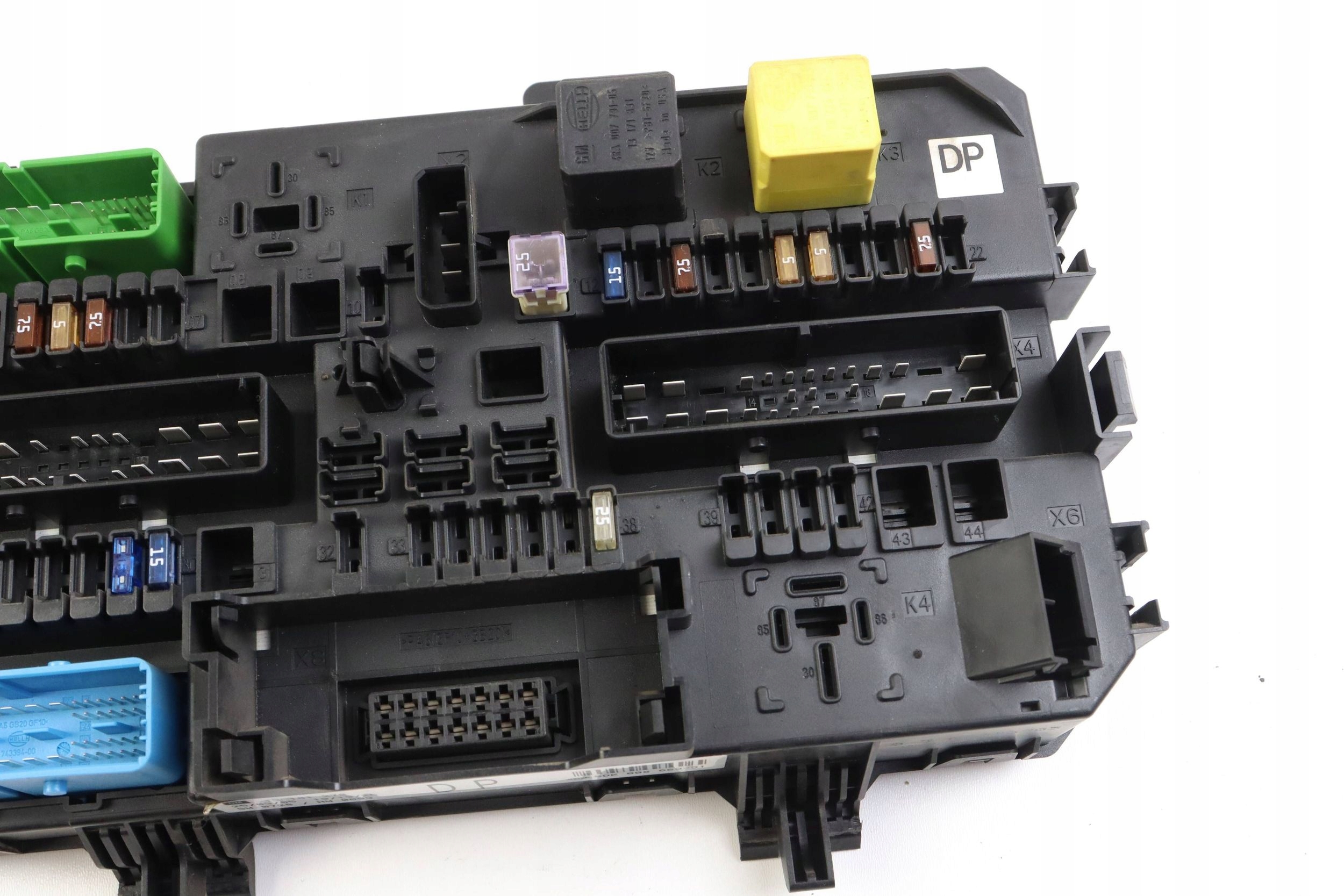 OPEL ASTRA H III Module Module fusibles 13181278