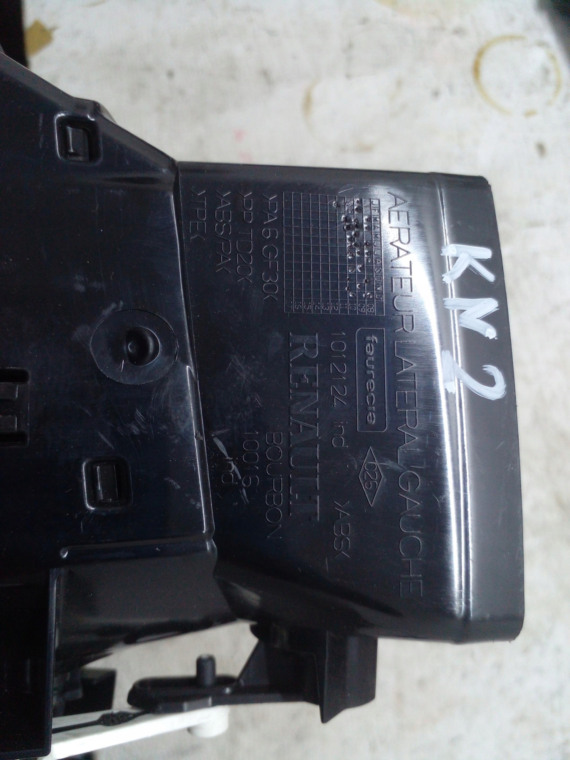 grid air conditioning devices left front RENAULT SCENIC III 08-16