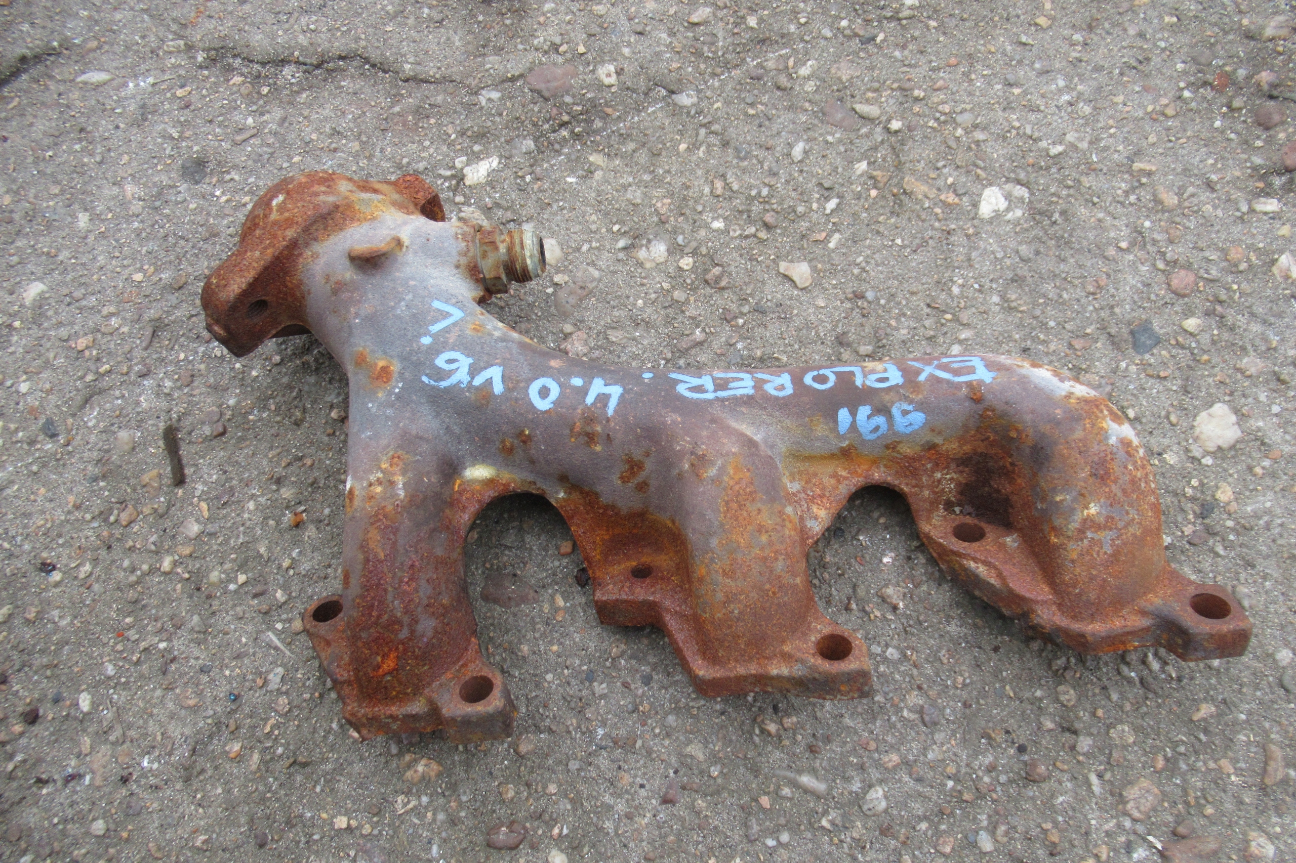 FORD EXPLORER 4.0 V6 exhaust manifold left