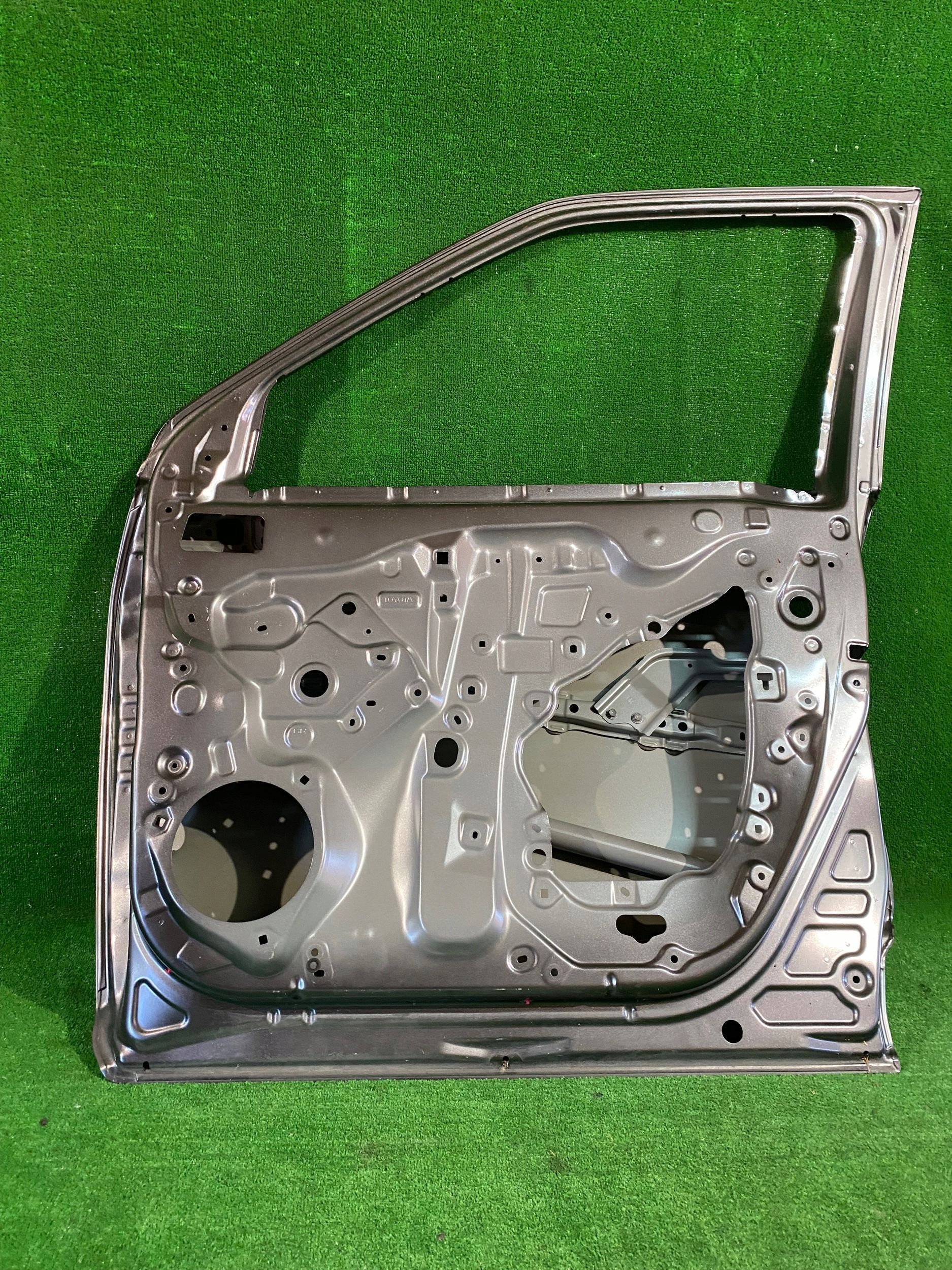 door front right right front TOYOTA YARIS CROSS NR.2510