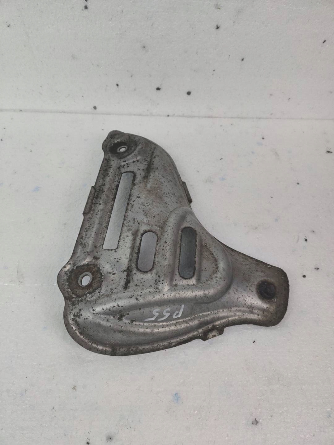Blende Abdeckung des Abgaskrümmers Toyota Prius 3 XW30 2011