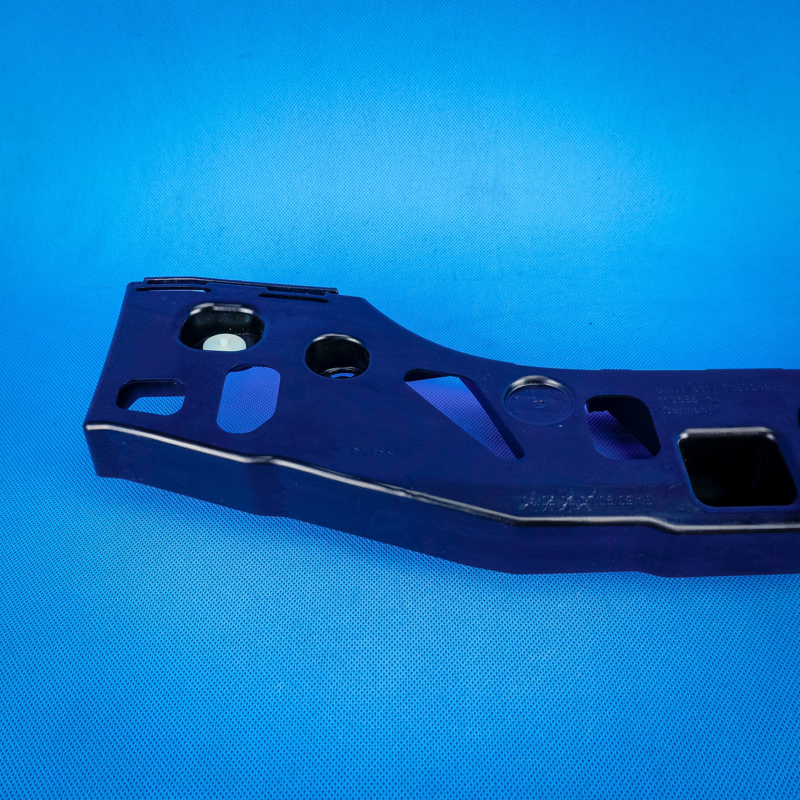 Support Support plaque Couvertures progowej praw BMW 5 G30 M 51777387348 7387348 25km