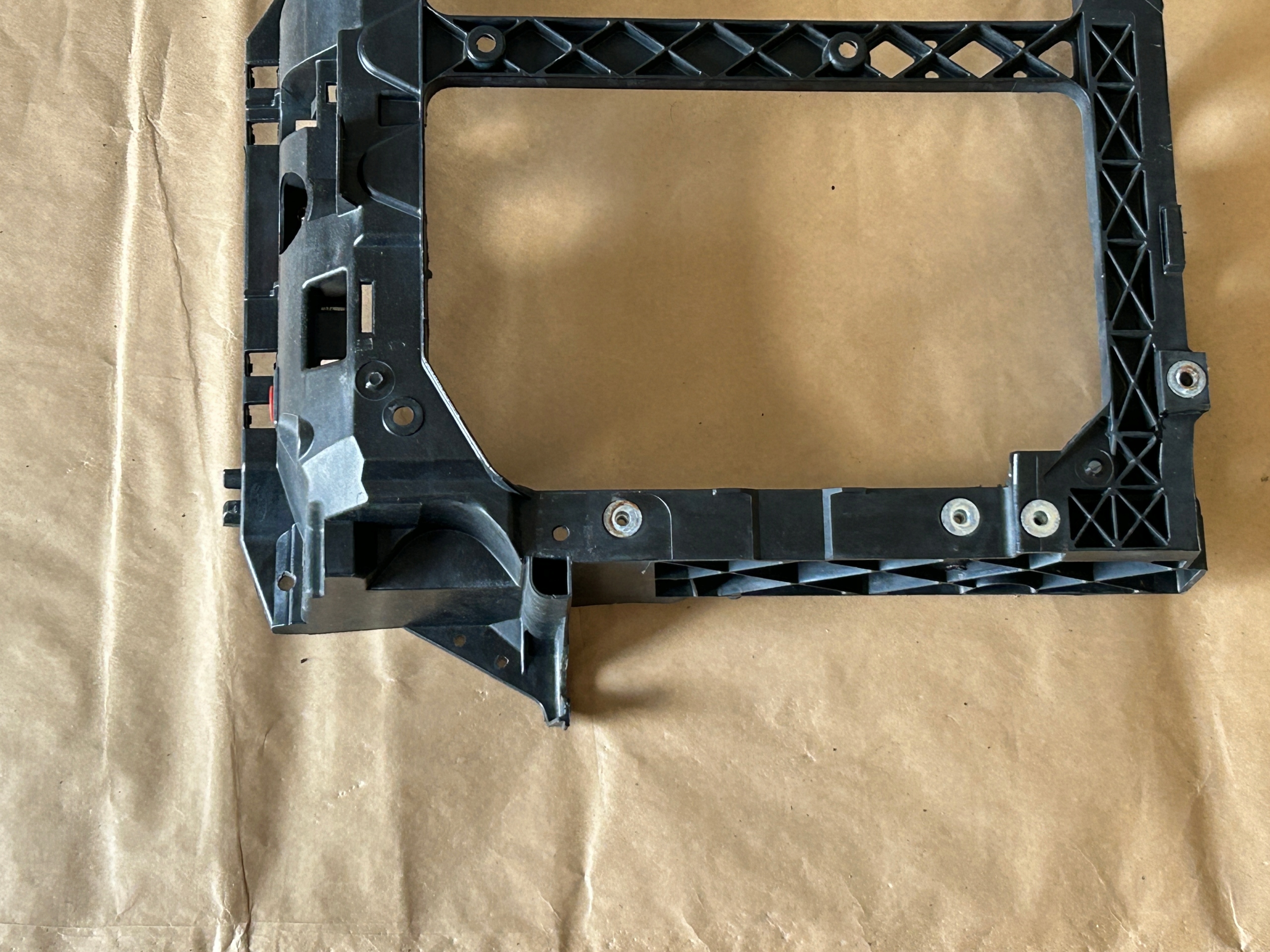 FORD FIESTA MK7 LIFT 2012-2017 pillar iron support panel for radiators original