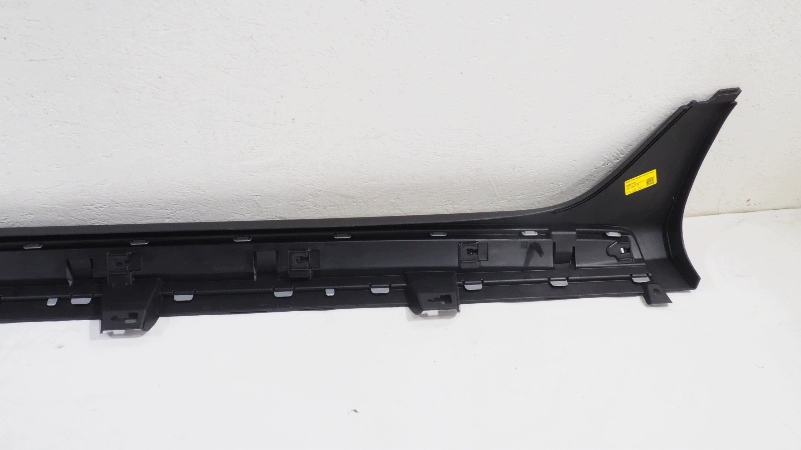 Ford Fiesta MK8 Active moulding threshold right J1BB-A10154-A1