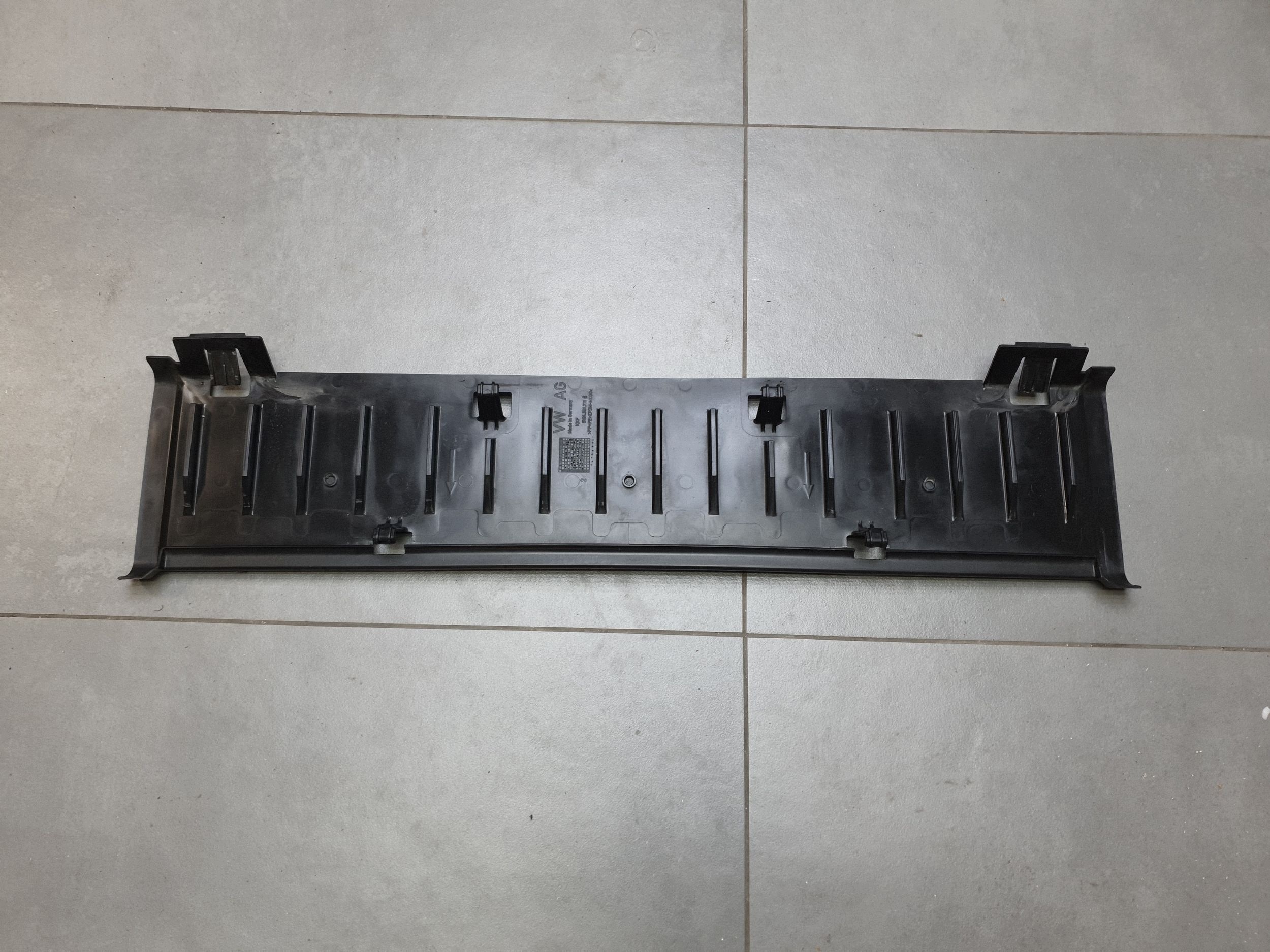 Audi A3 8Y Blende Abdeckung OSI heck 5WA501715B