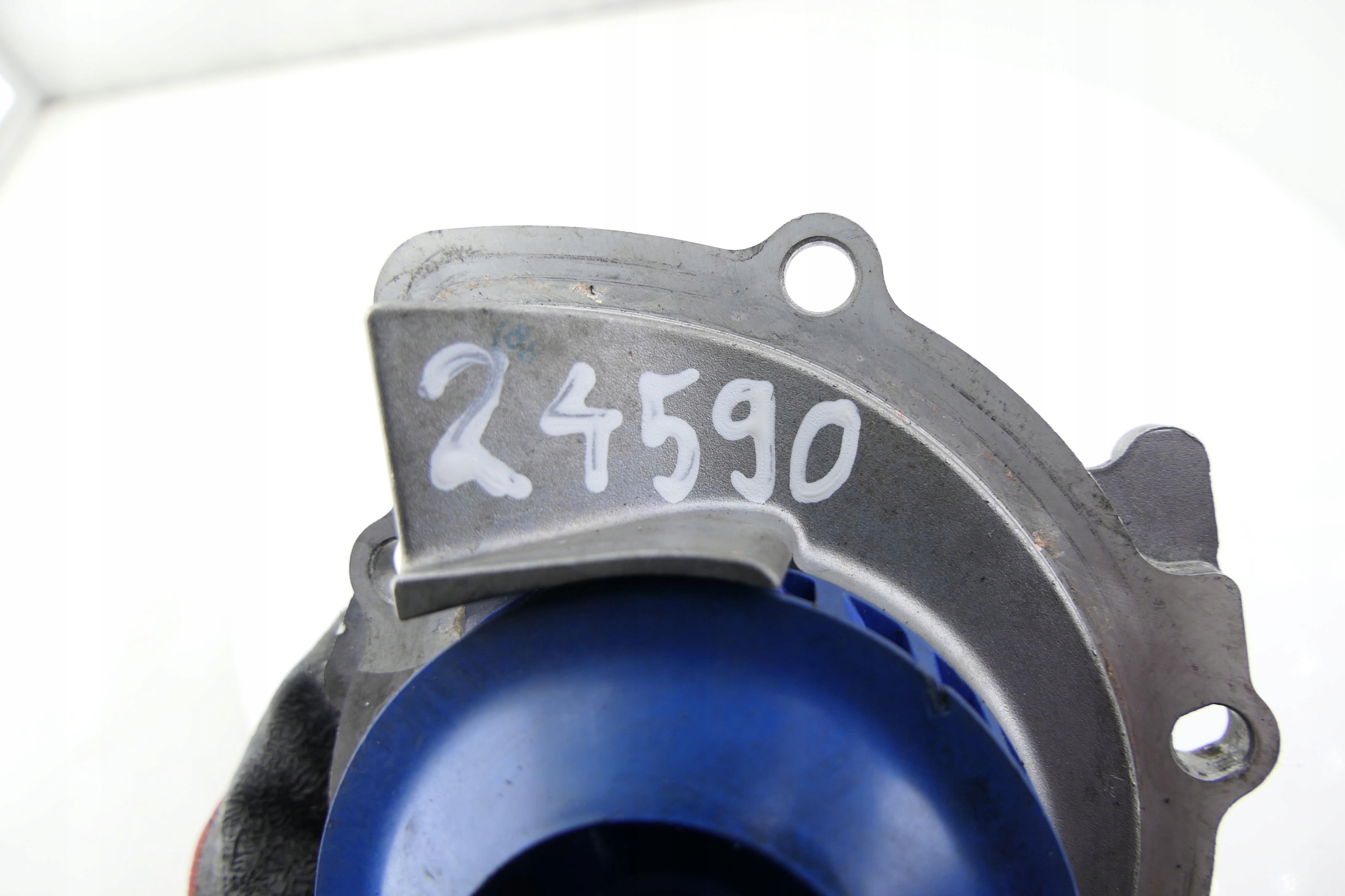 water pump FORD C-MAX II FOCUS III 2.0 TDCI