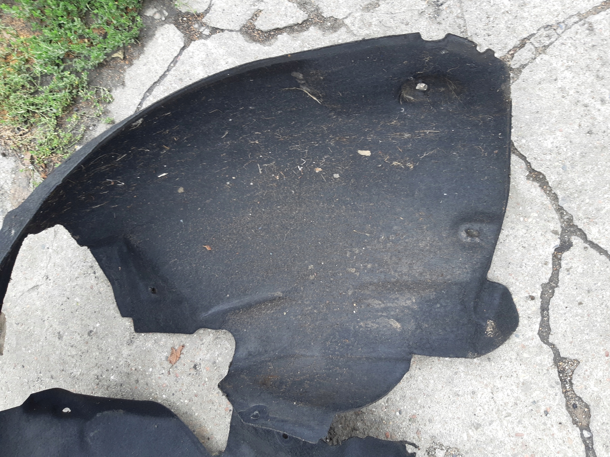 AUDI A4 B8 mudguard side left front