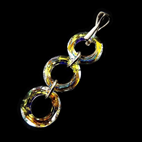 Krystaly Nádherný Přívěsek Aurora Rings