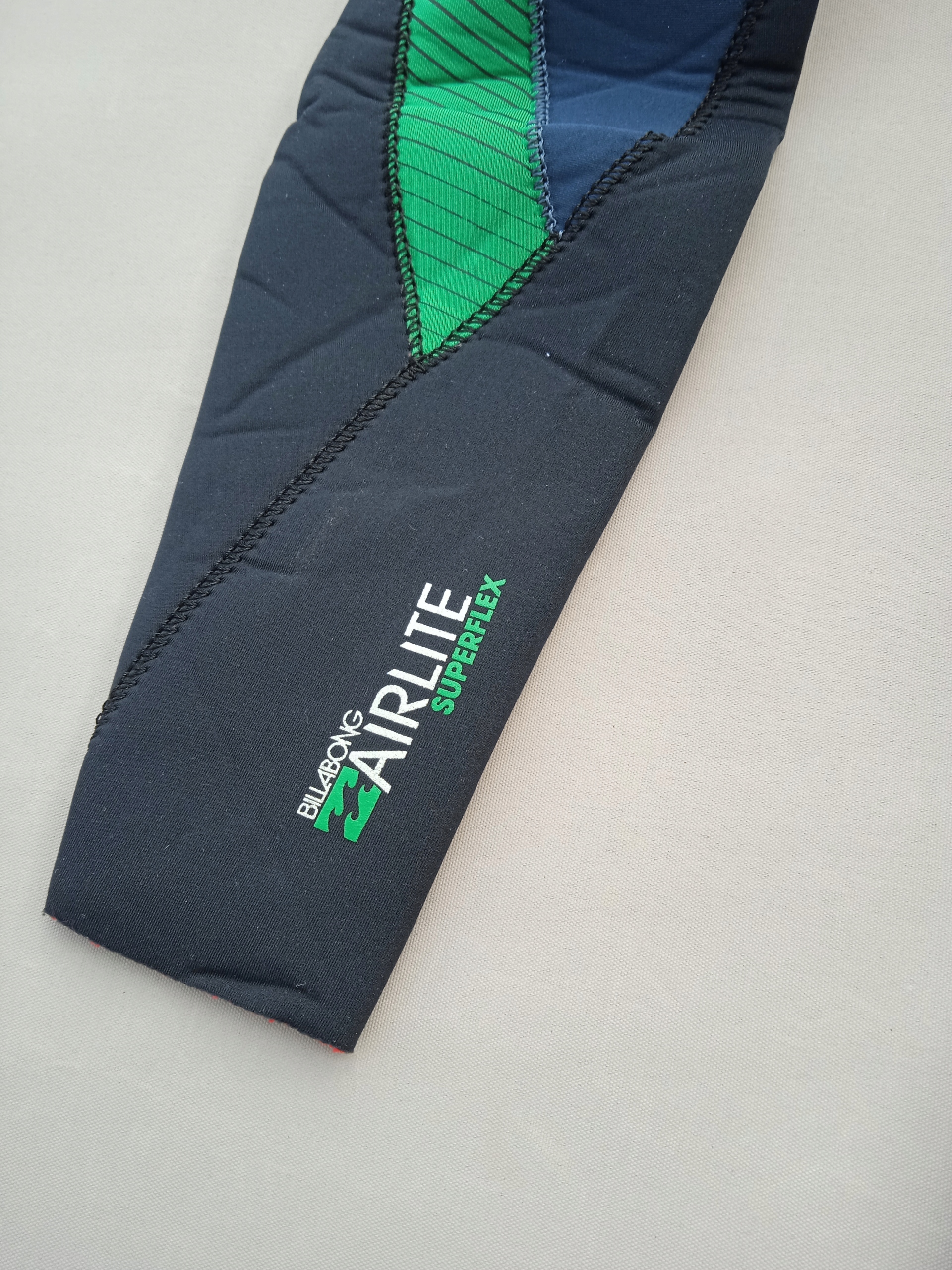 164 BILLABONG PIANKA DO PŁYWANIA KOMBINEZON DO WODY SURF Marka Billabong