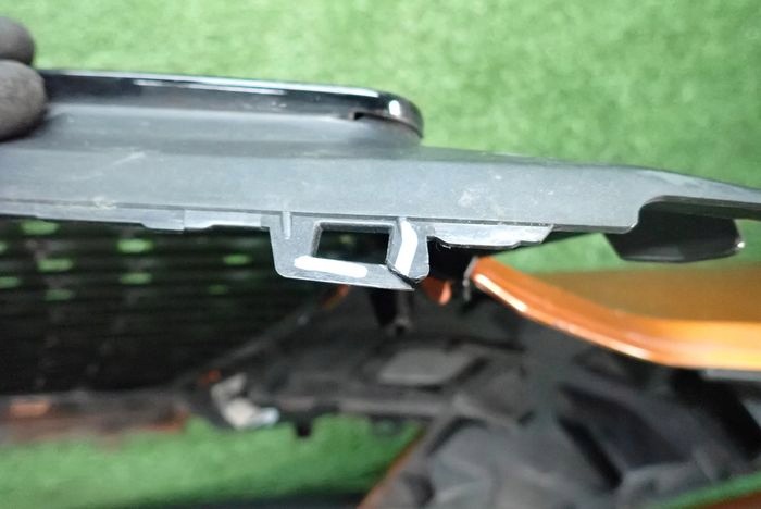 PEUGEOT 2008 II 19- frontstoßstange vorne