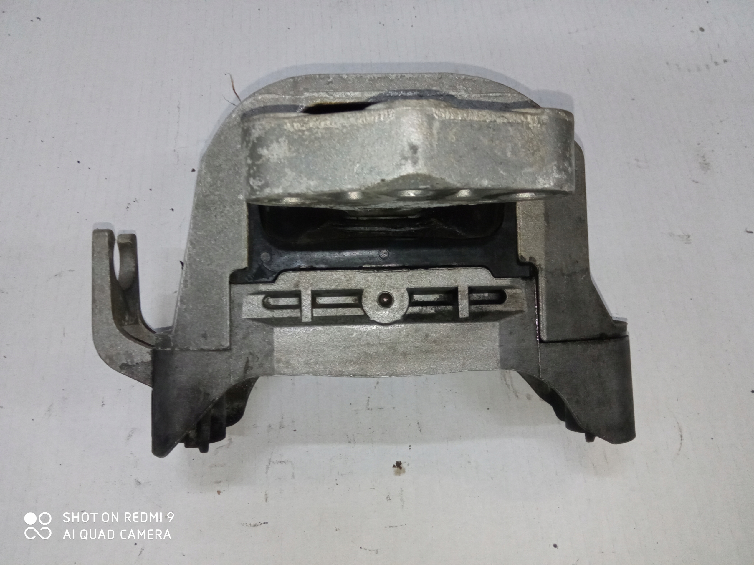 OPEL ZAFIRA C ASTRA J holder engine mount 16CDTI