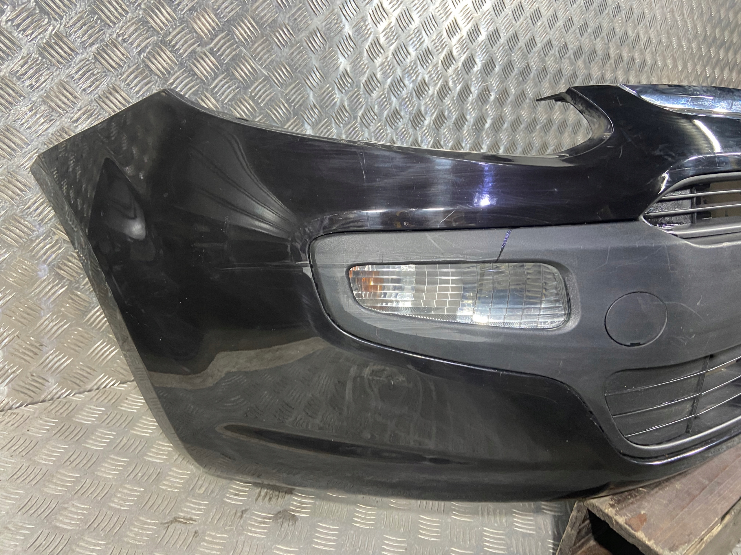 ZDERZAK PRZEDNI FIAT GRANDE PUNTO LIFT LIFTING Strona zabudowy przód