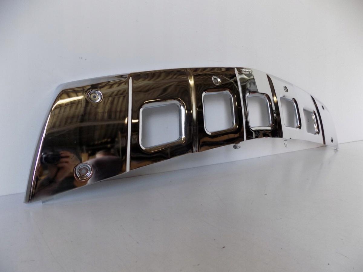 Mercedes GL W164 Nakładka Na Zderzak Przedni 11093 Typ samochodu Samochody osobowe