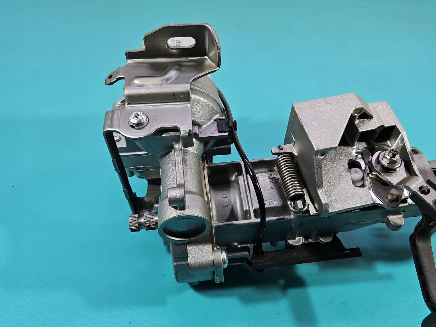 насос гур renault CAPTUR и 488100634R 0.9 TCE