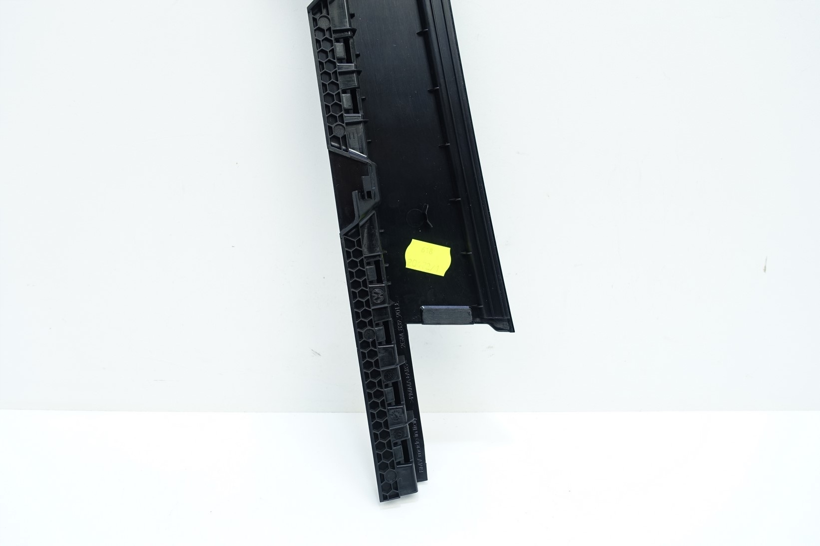 moulding door left front VW T-CROSS 20-21 2GM839901E