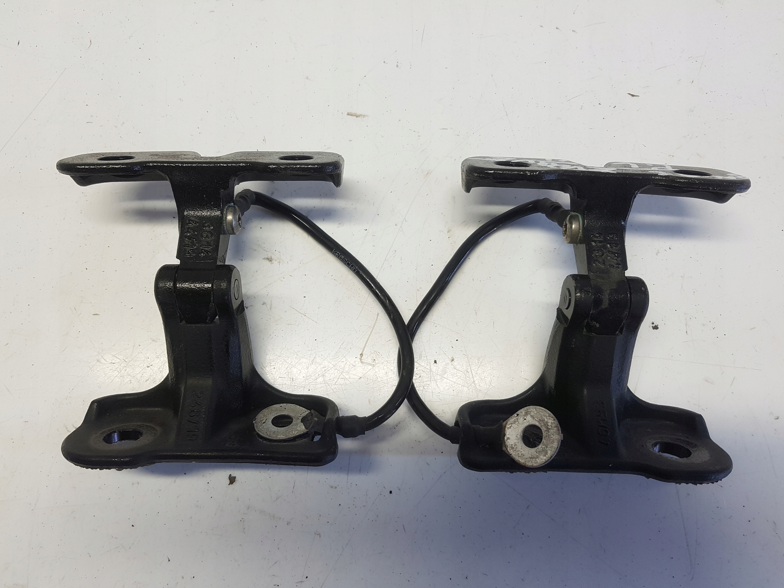 RANGE ROVER EVOQUE II ZAWIAS KLAPY