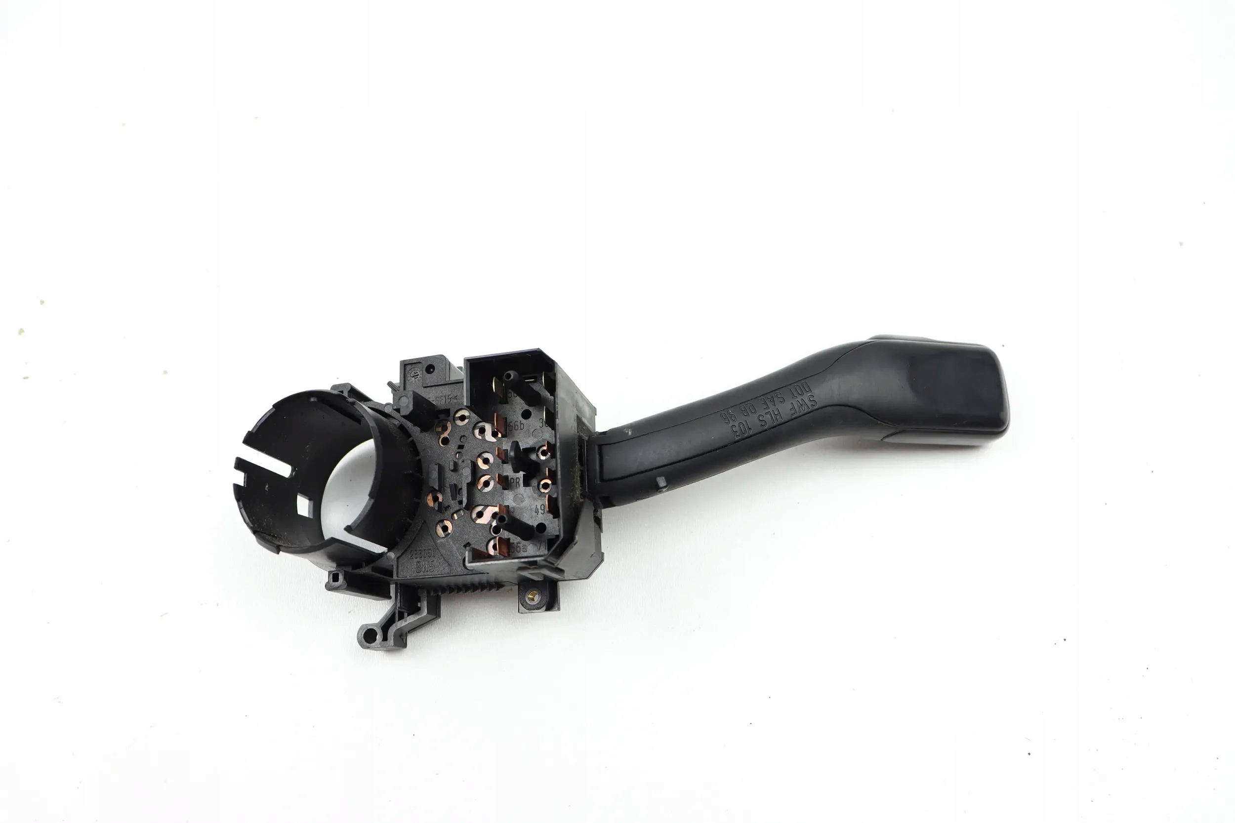 VW PASSAT B5 GOLF IV BORA Bouton Indicateurs de direction MANETKA 8L0953513G