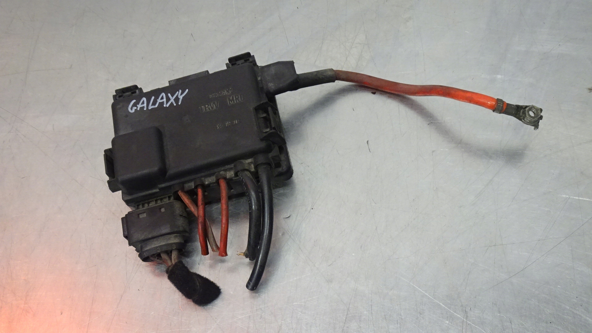 SKRZYNKA BEZPIECZNIKÓW AKUMULATORA FORD GALAXY 1.9 TDI TRW