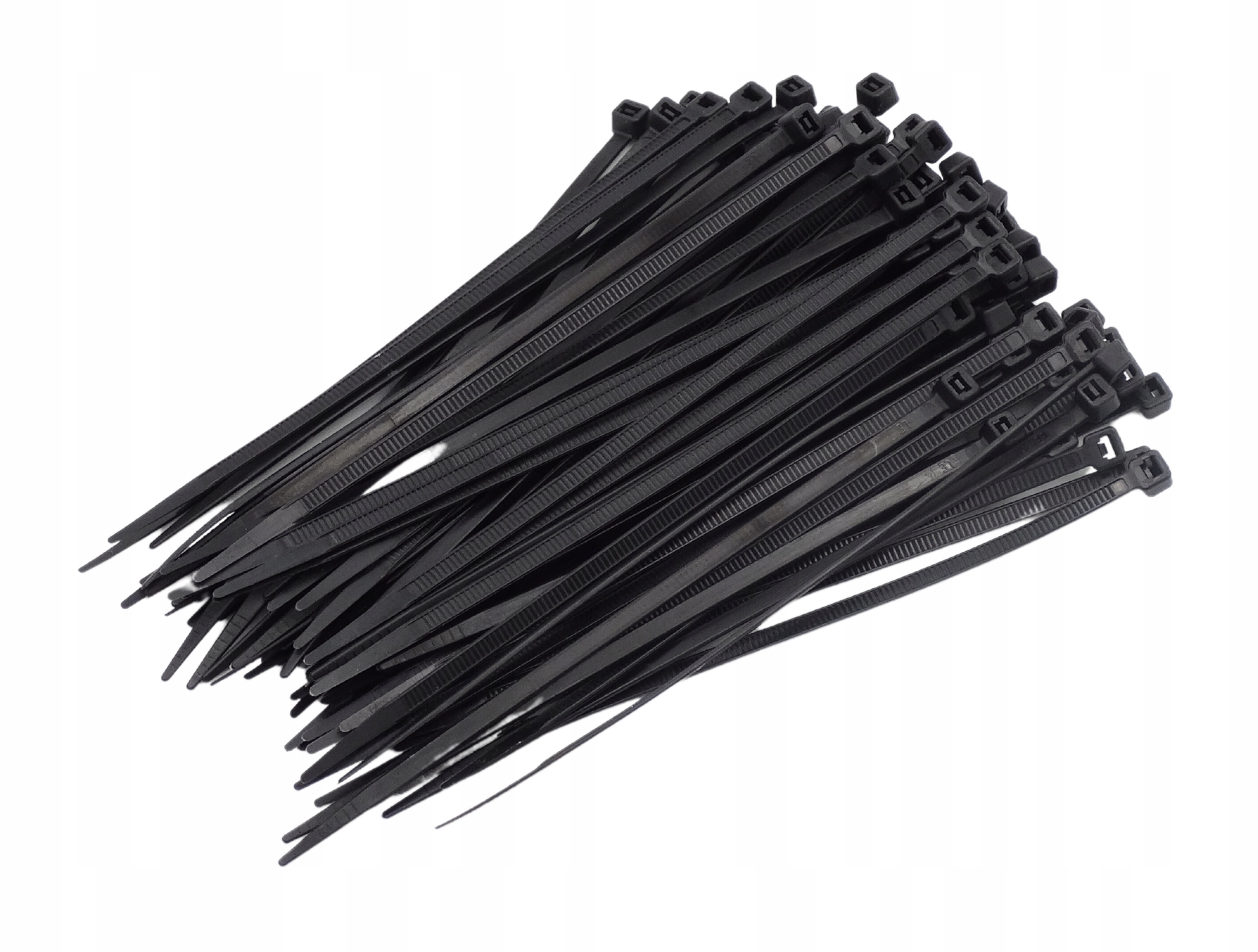 OPASKA KABLOWA PLASTIKOWA ZACISKOWA 540x7,6