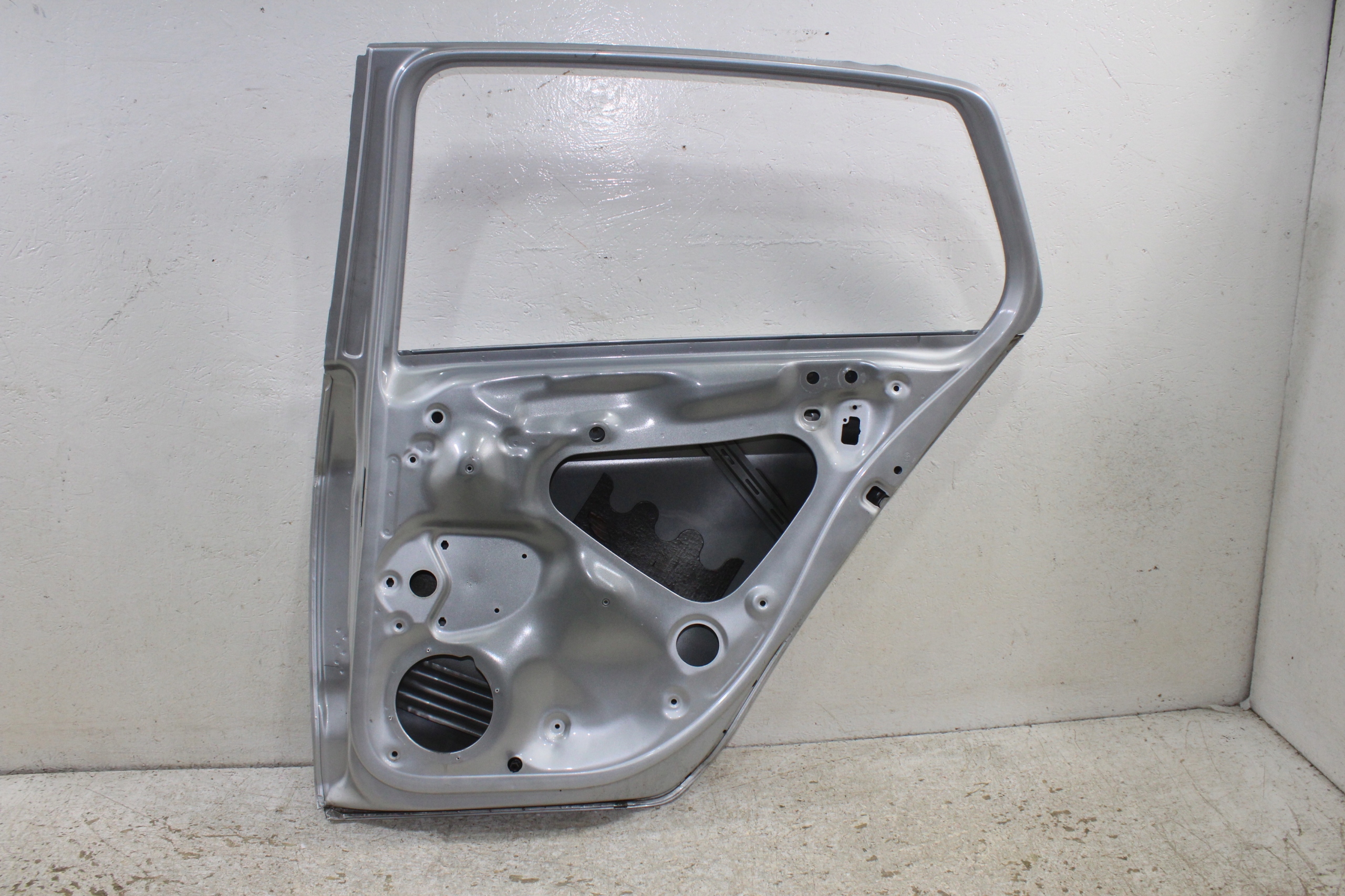 VW Golf VII HB Tür rechts heck hinten 5G4833312