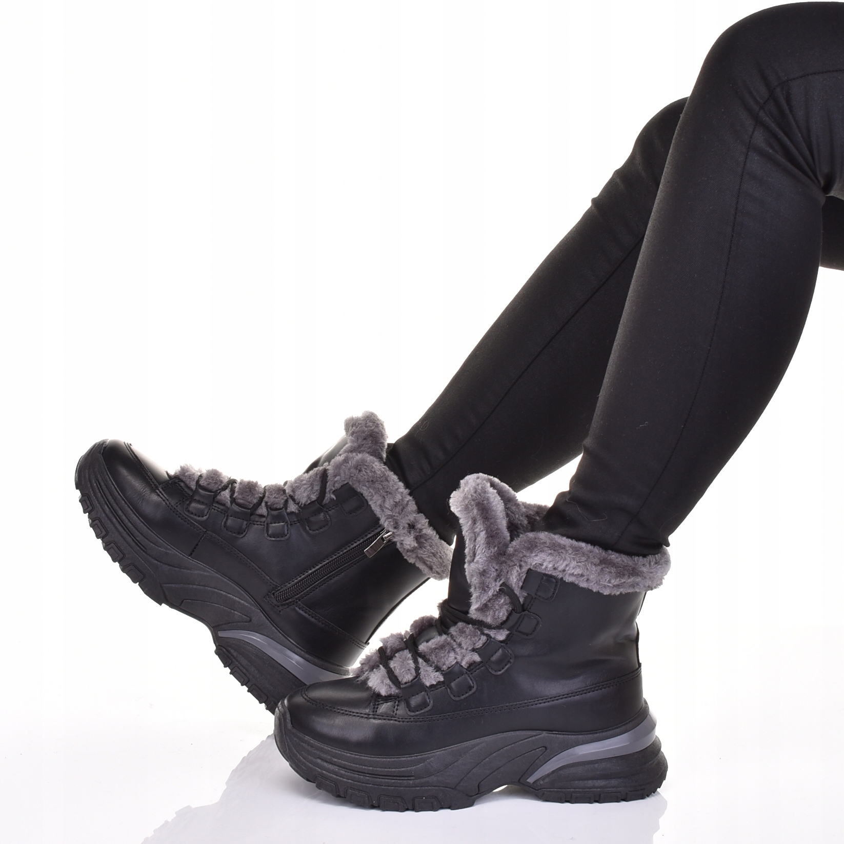 DAMSKIE SKÓRZANE SPORTOWE ŚNIEGOWCE OCIEPLONE BUTY ZIMOWE FUTERKO Oryginalne opakowanie producenta pudełko