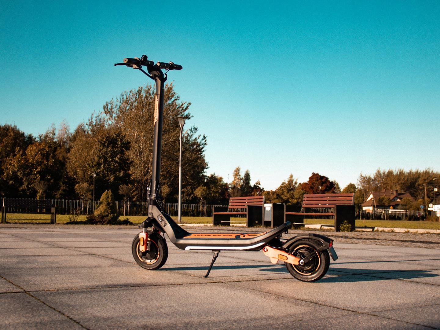 ВЕЛИКИЙ ЕЛЕКТРИЧНИЙ САМОКАТ З ДОВГОЮ ПЛАТФОРМОЮ ЗАПАС ХОДУ 60 КМ TECHLIFE R5