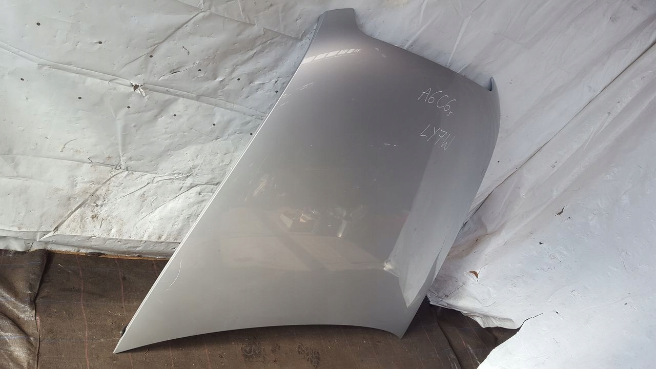 kapota Audi A6 C6 LY7W