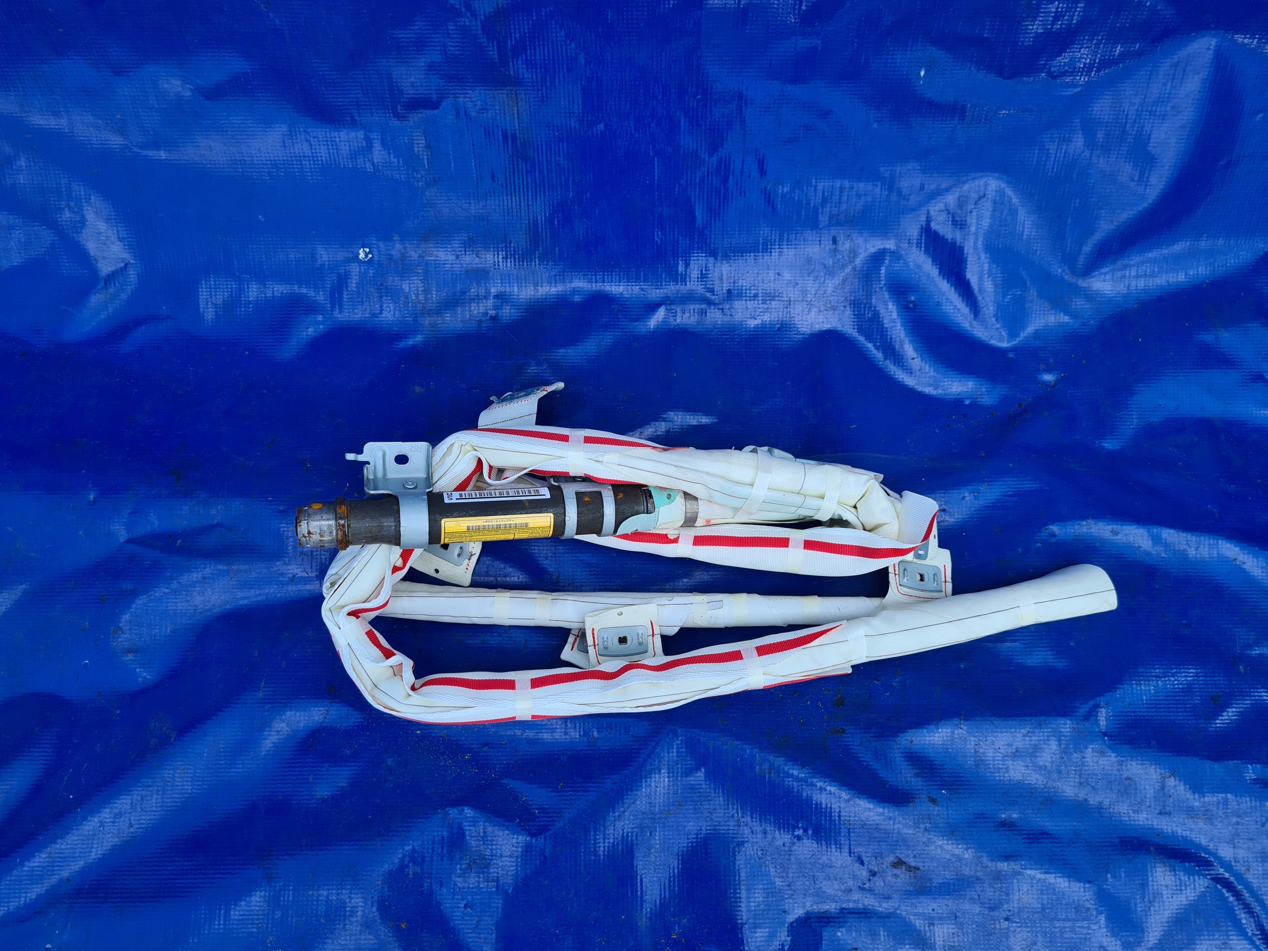 Toyota RAV4 06-12 занавес справа