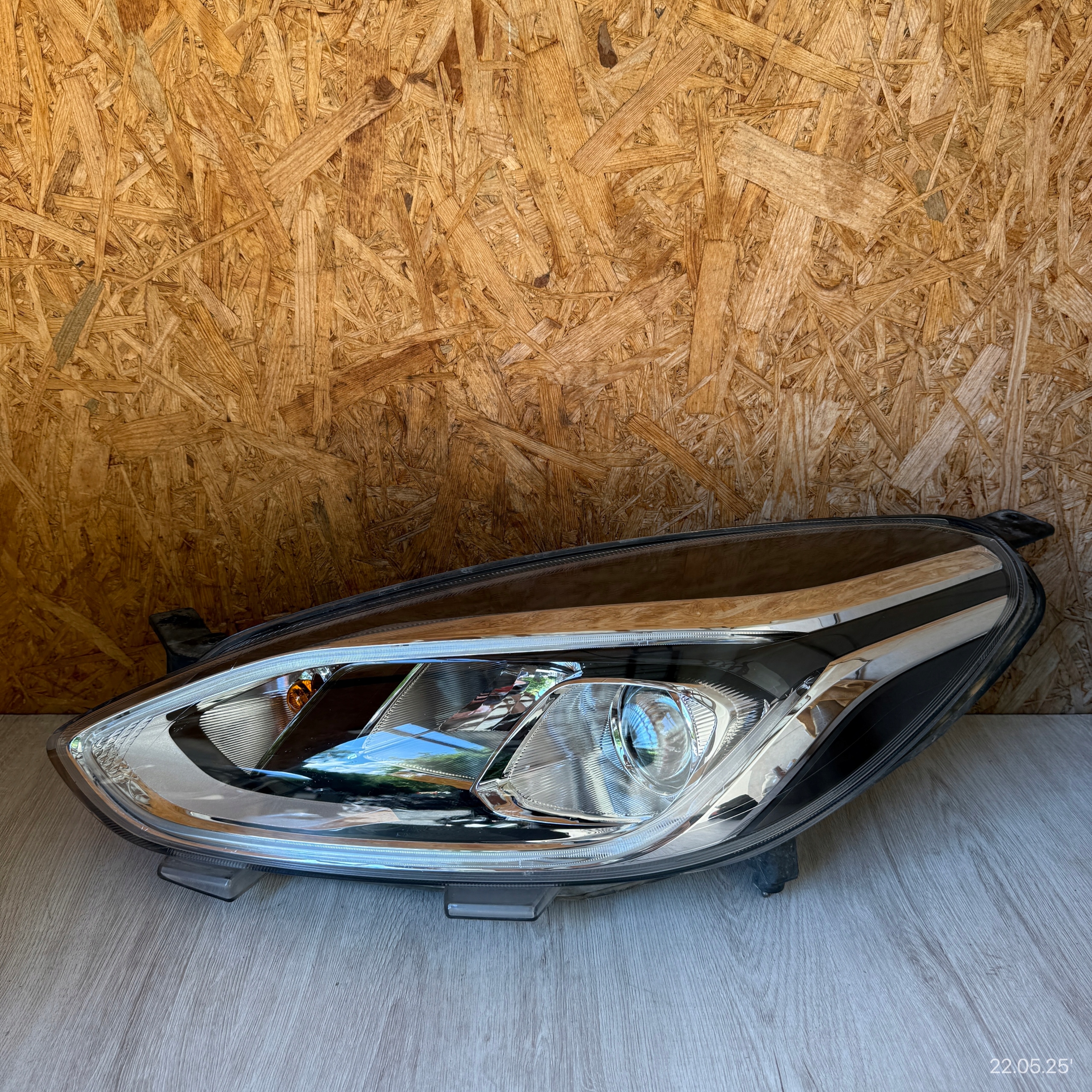 light left right lights front KOMPLET FORD FIESTA MK8 LED 2019 ROK
