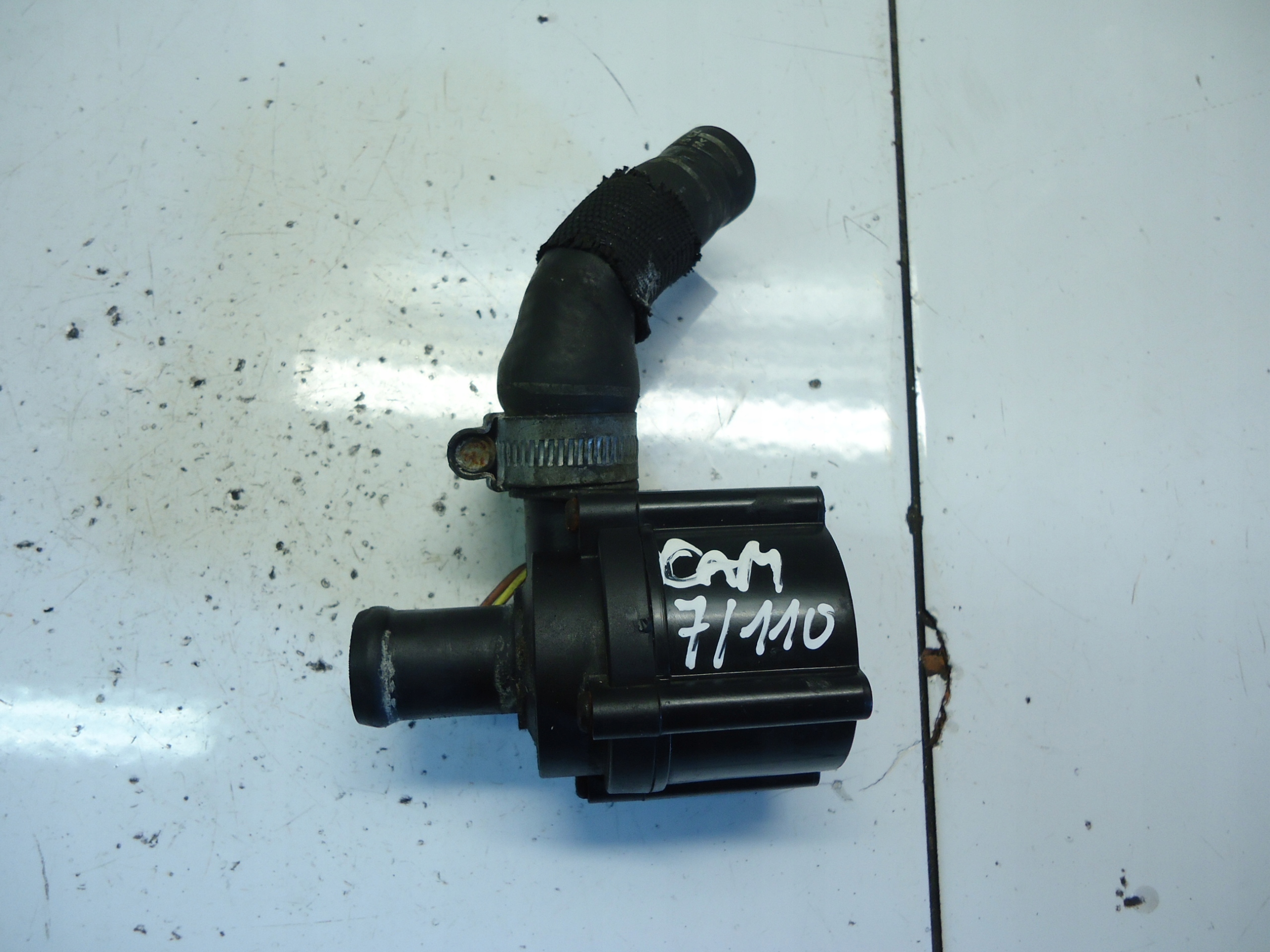 VW AUDI A4 B8 A5 8T 2.7 TDI V6 CAM dodatna pumpa vode