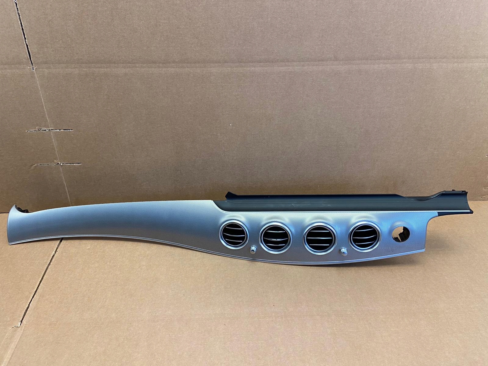 A2136801201 - Mercedes W213 декор консоли вентиляционной решетки UK