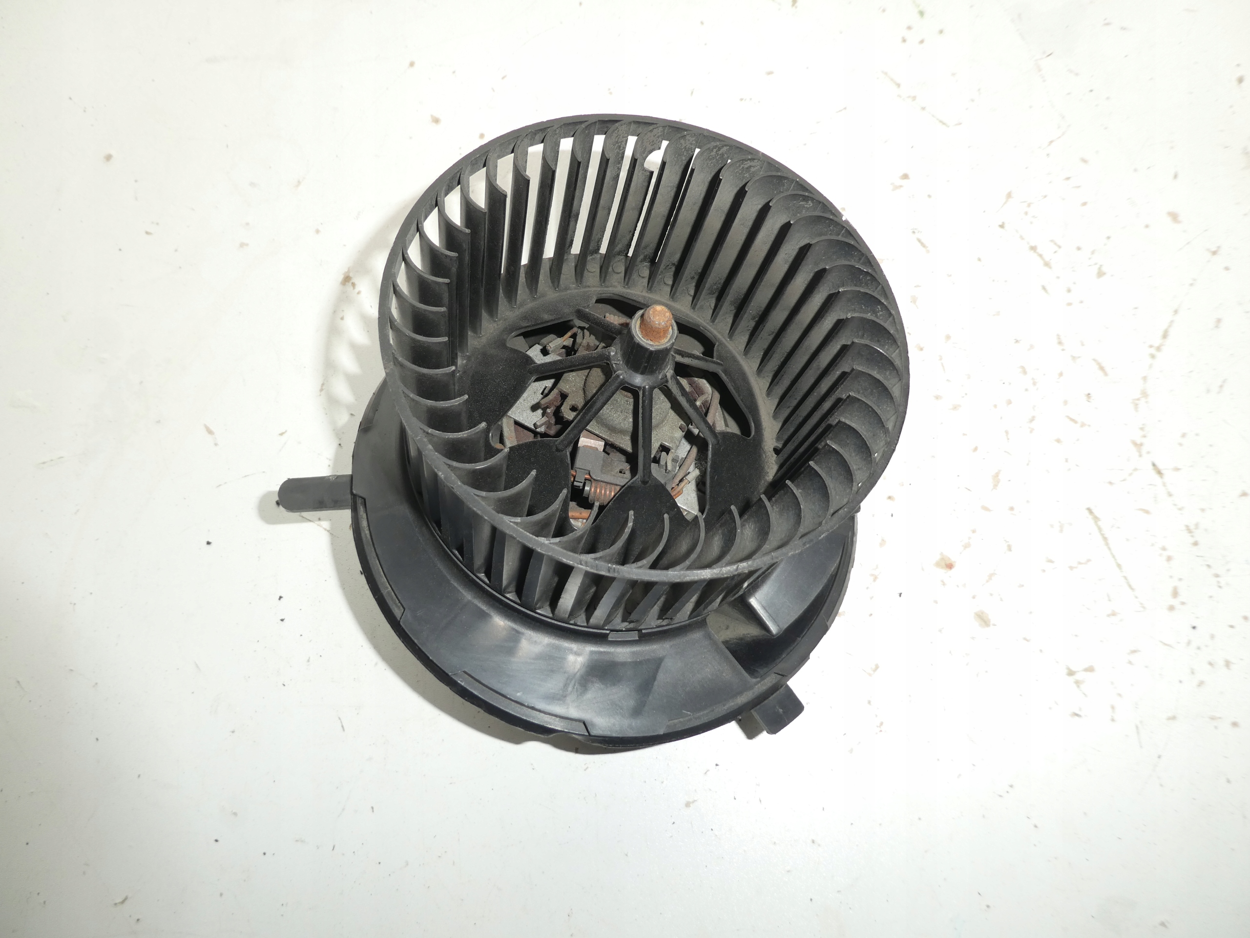 DMUCHAWA luft des lüfters VW PASSAT CC 1K1819015C