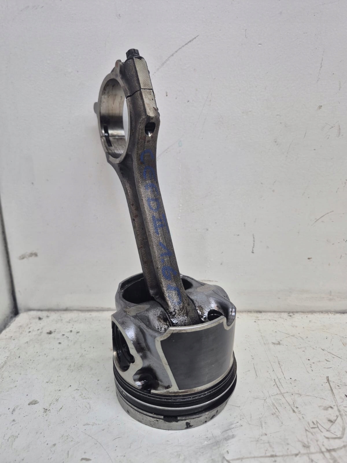 HYUNDAI I30 II KIA CEED II 1,6 CRDI Piston avec bielle D4FB 2012