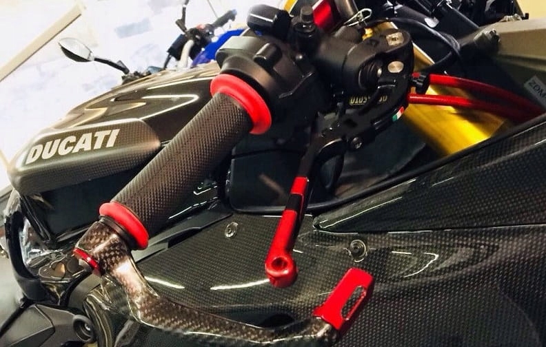 ACCOSSATO OSŁONA DŹWIGNI HAMULCA Producent inny