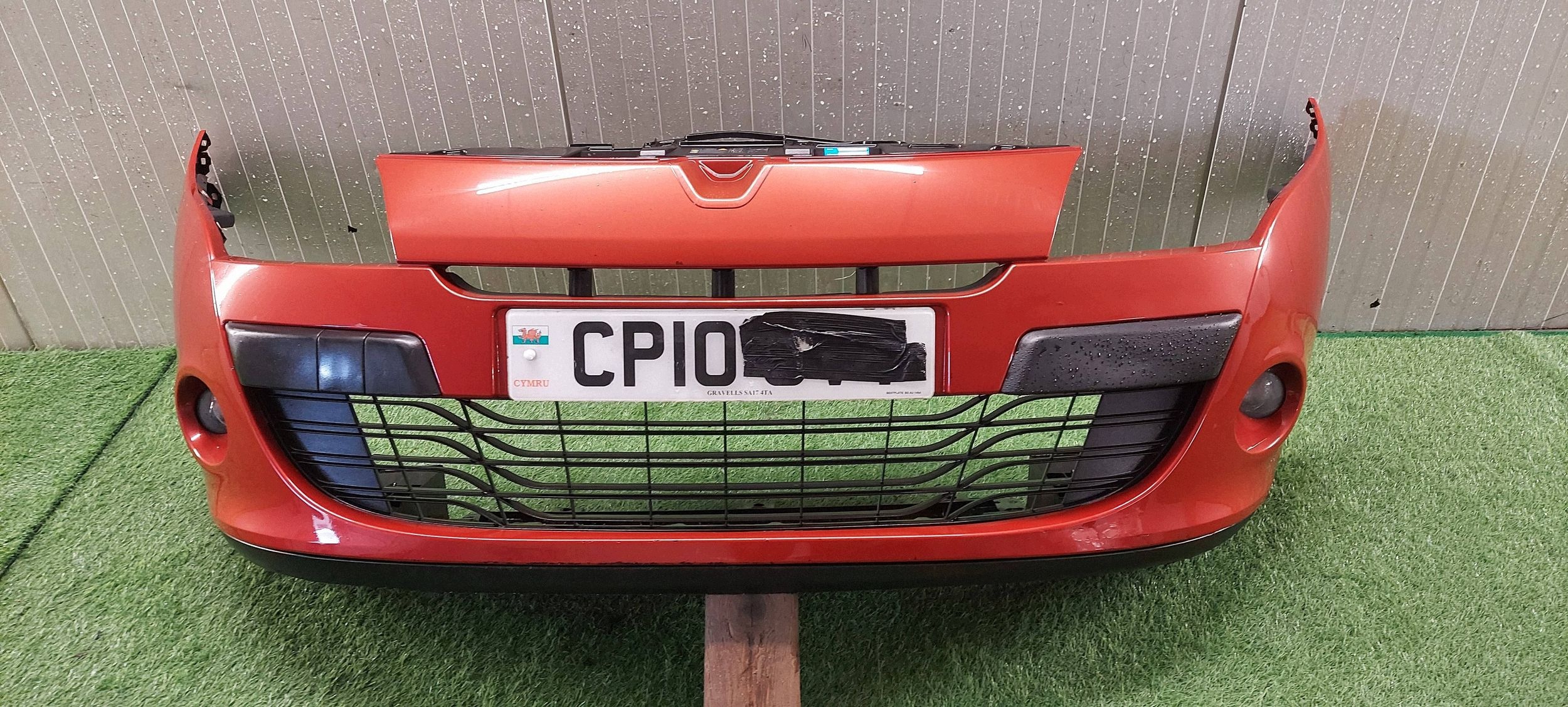 bumper front RENAULT MEGANE III LAK: TENNJ