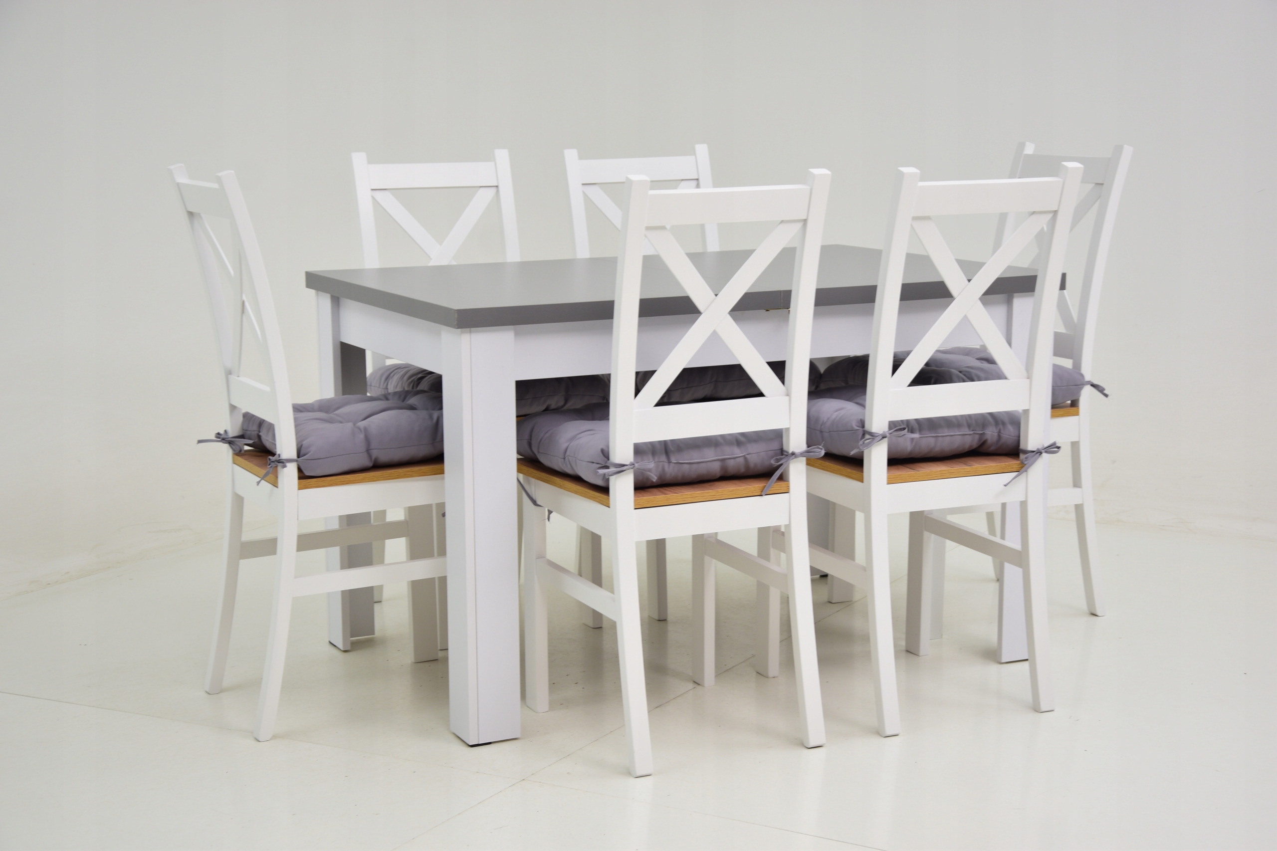 Kuchenny zestaw stół z 6 krzesłami + poduszki SZARE Długość stołu 120 cm