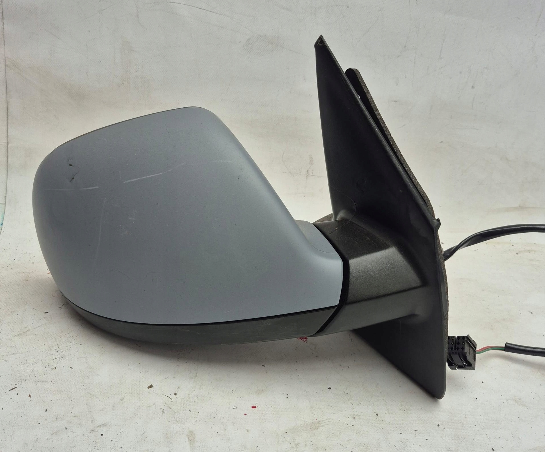 VOLVO XC40 HYBRYDA spoiler IN fender left front front
