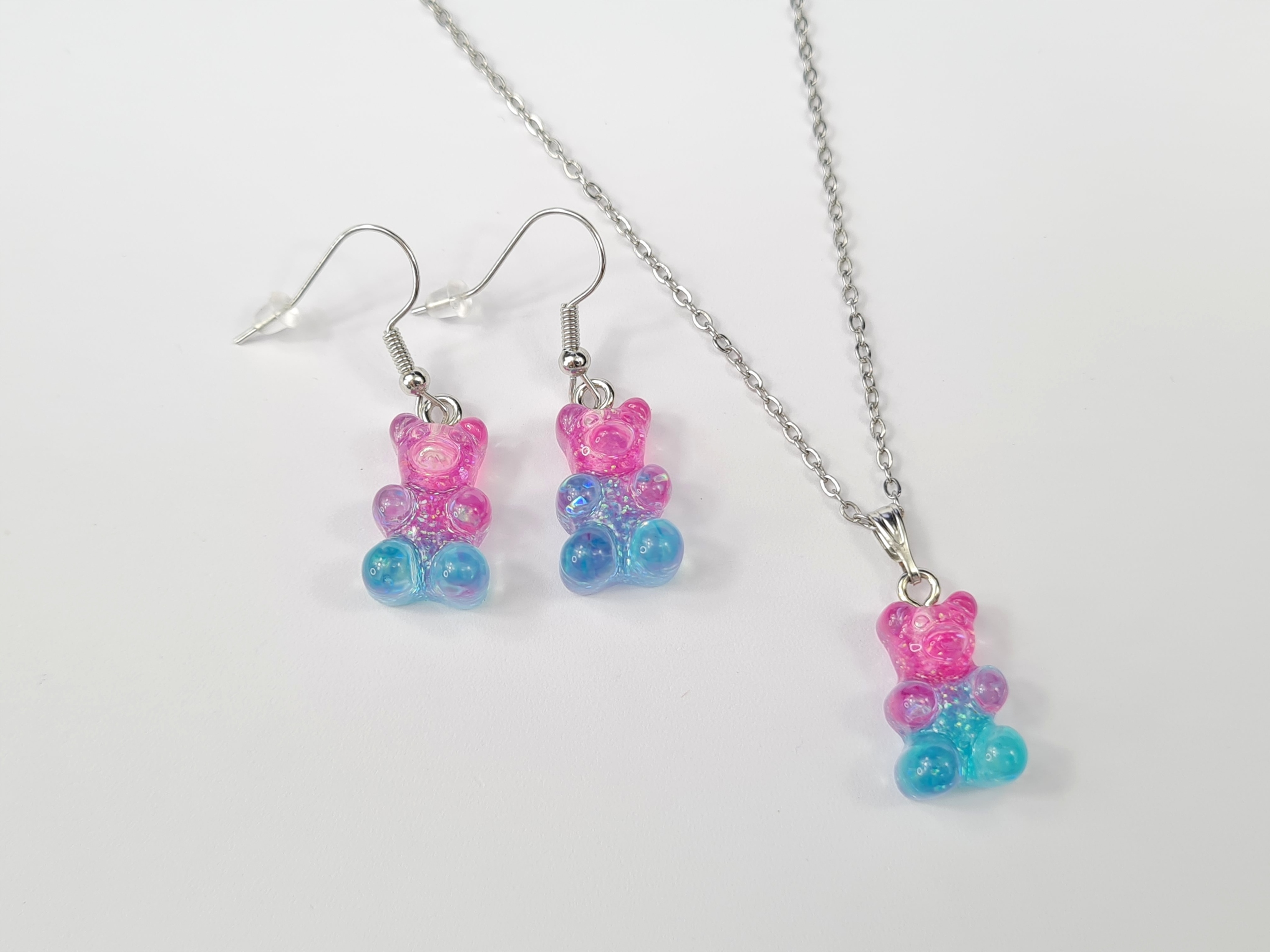 Komplet NASZYJNIK KOLCZYKI MIŚ Gumisie ŻELKI Różowo-Błękitny Brokat K13