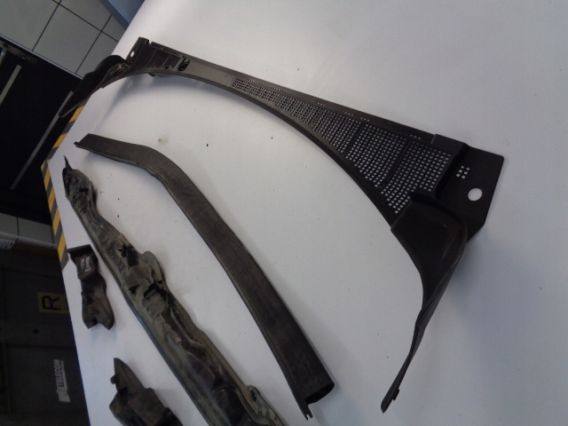 PODSZYBIE KOMPLET RENAULT MEGANE IV HB 2018 ROK Producent części Renault OE