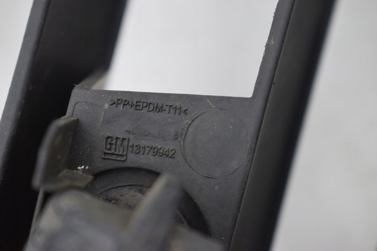Lüftungsgitter der Stoßstange mitte OPEL CORSA D