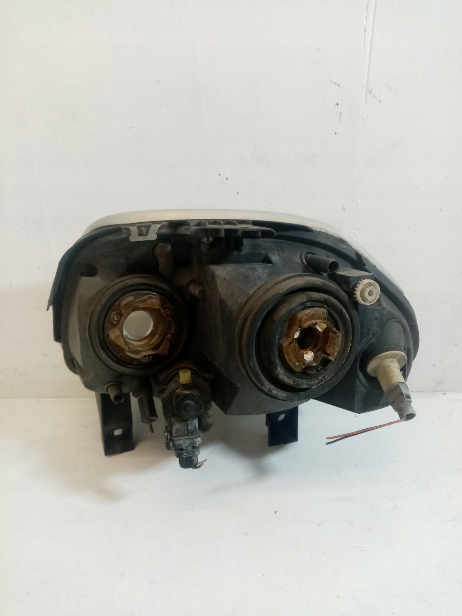 light right front RENAULT THALIA 15702600