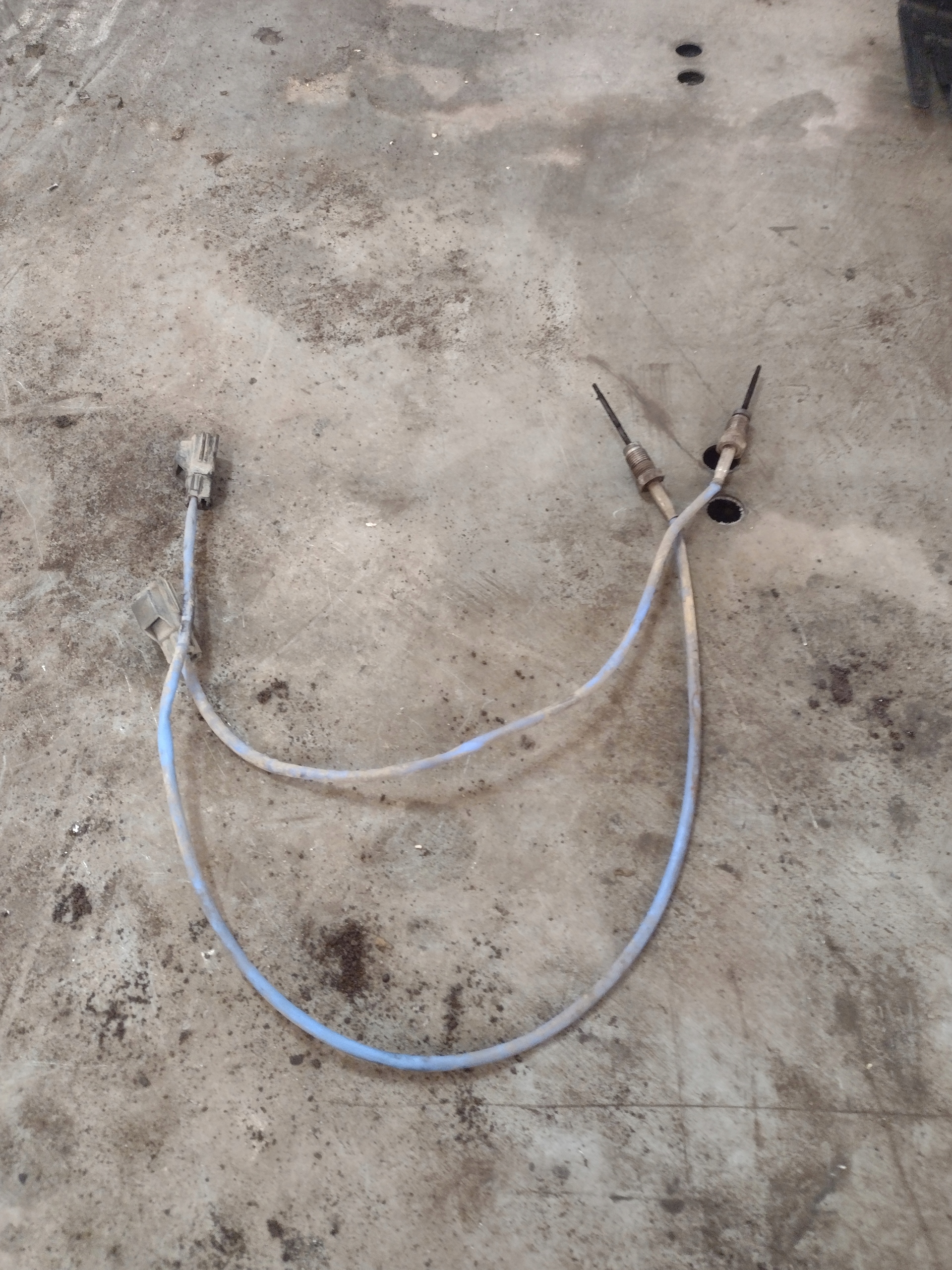 AV4112B591 - Датчик температуры выхлопных газов Ford Kuga mk1 lift