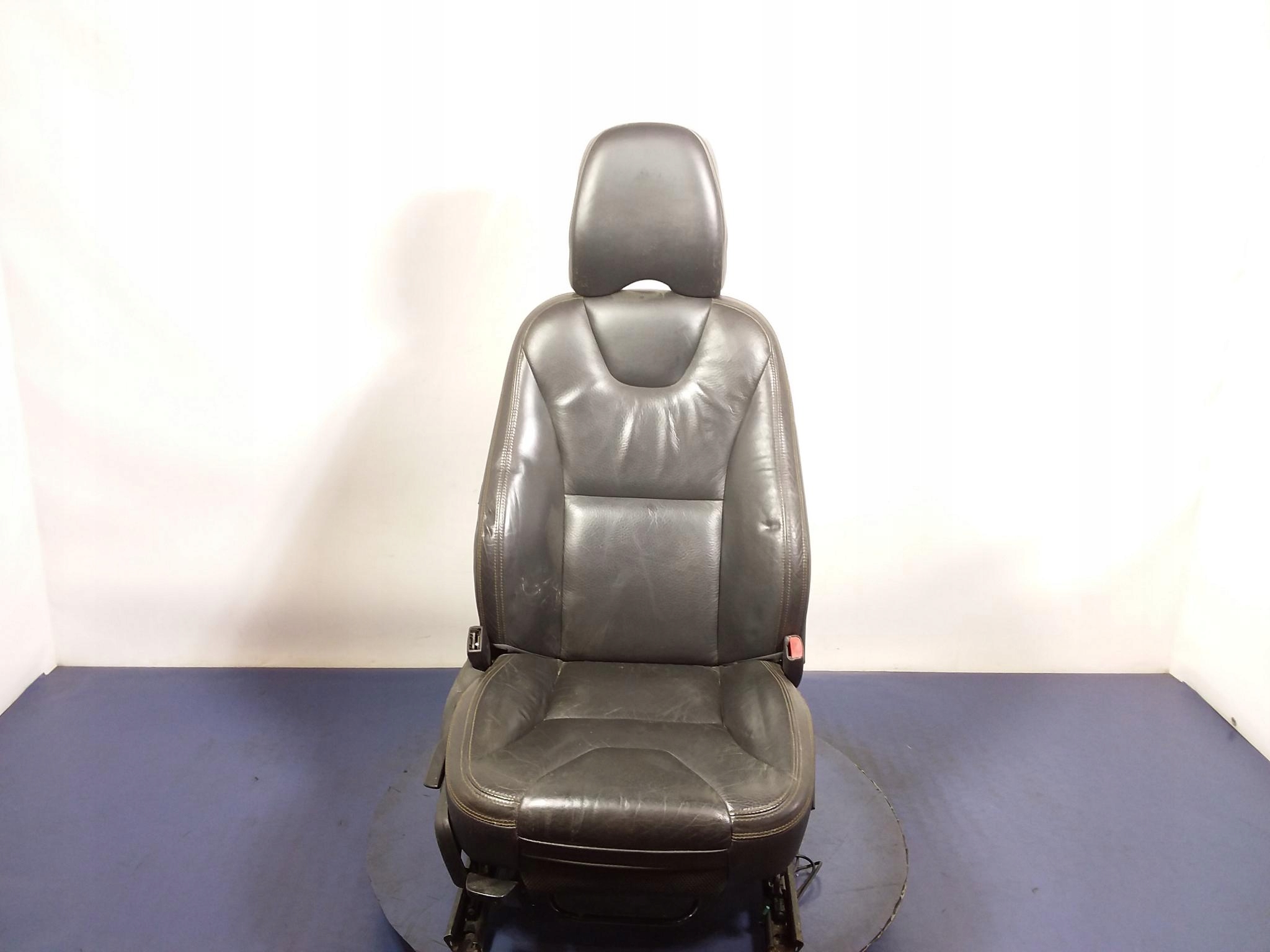 VOLVO Xc60 I СТІЛЕЦЬ ПАСАЖИРА SKORA