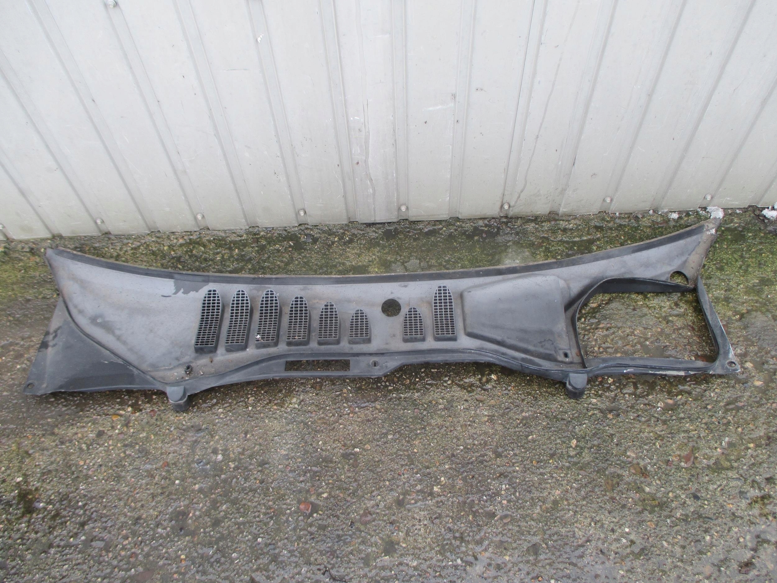 VOLVO 850 KOMBI 91-96 PODSZYBIE PLASTIKOWE