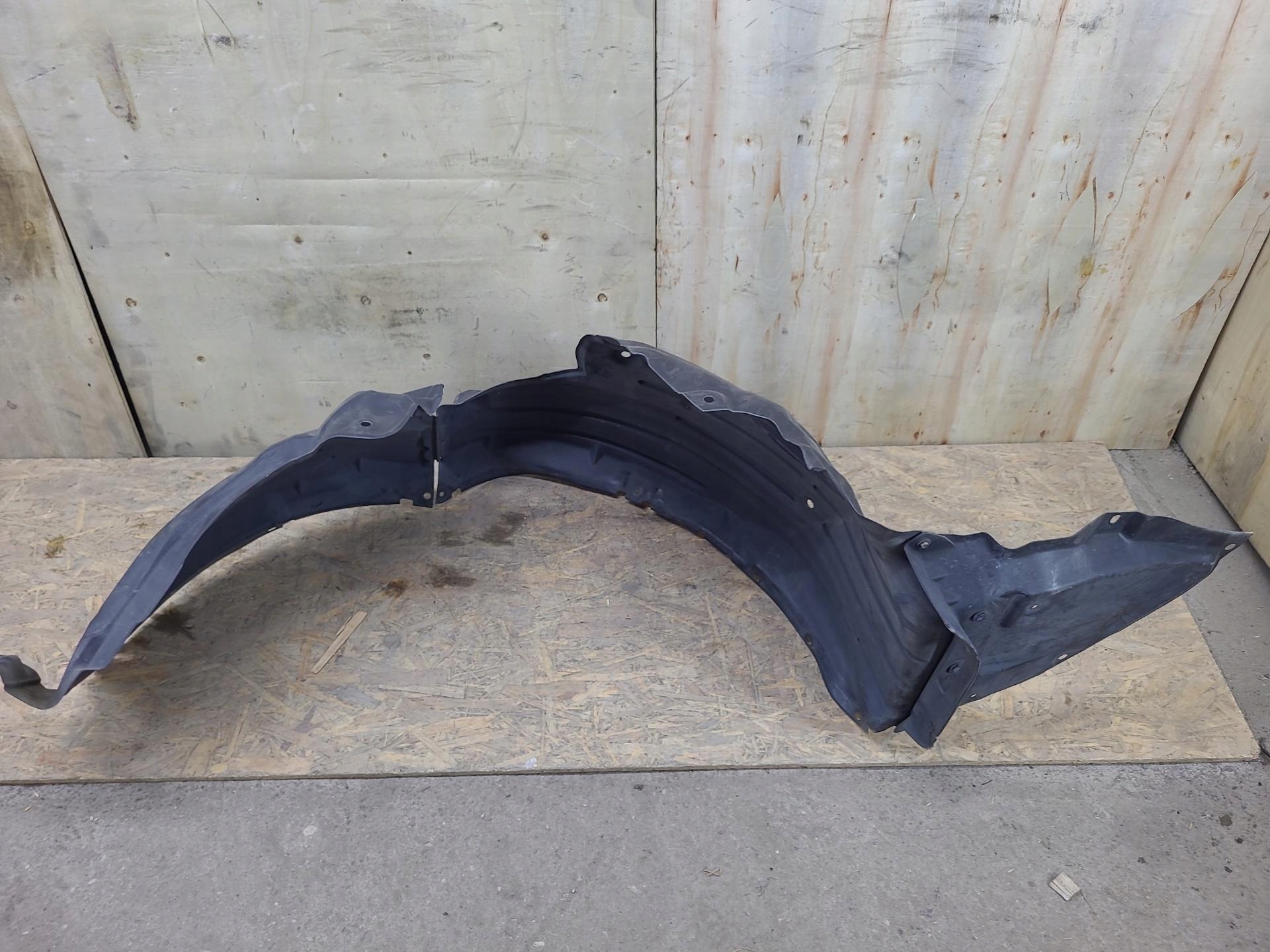 mudguard front left side Mazda 6 3 GJ 2014 GHP9LH