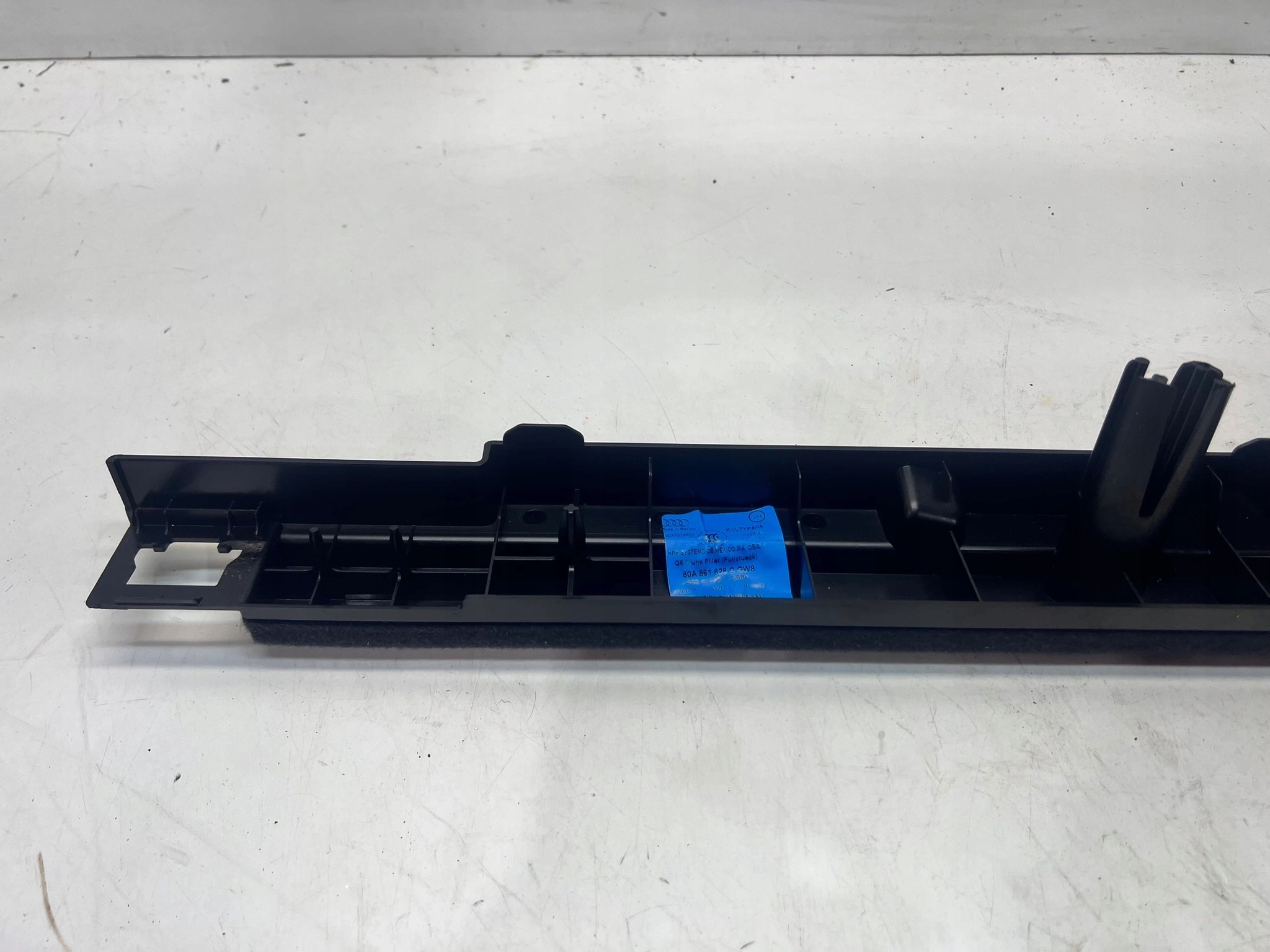 moulding cover boot right AUDI Q5 FY 80A861829C