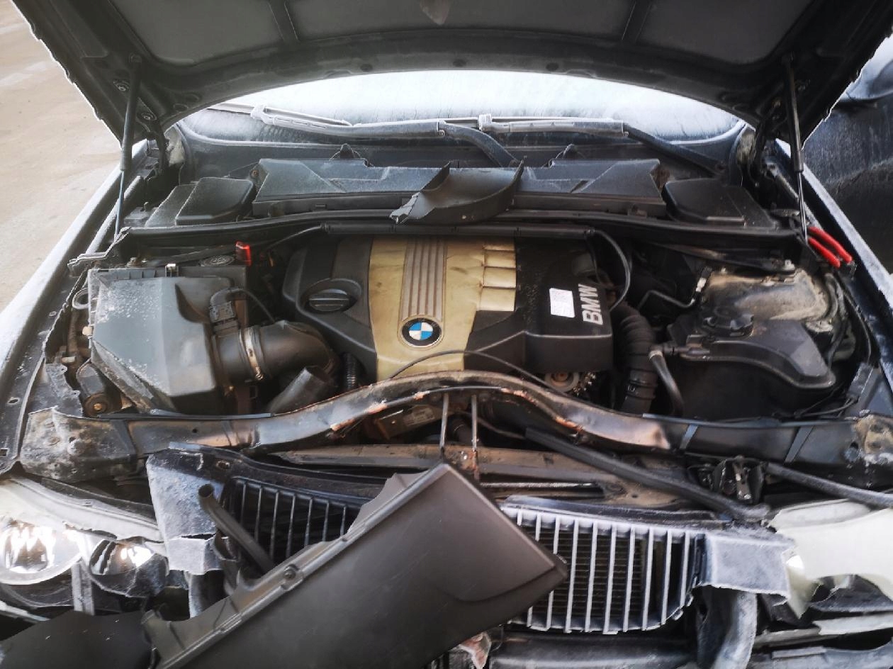 BMW коллектор выпускной 2008 2.0л 779738903 7797389-03