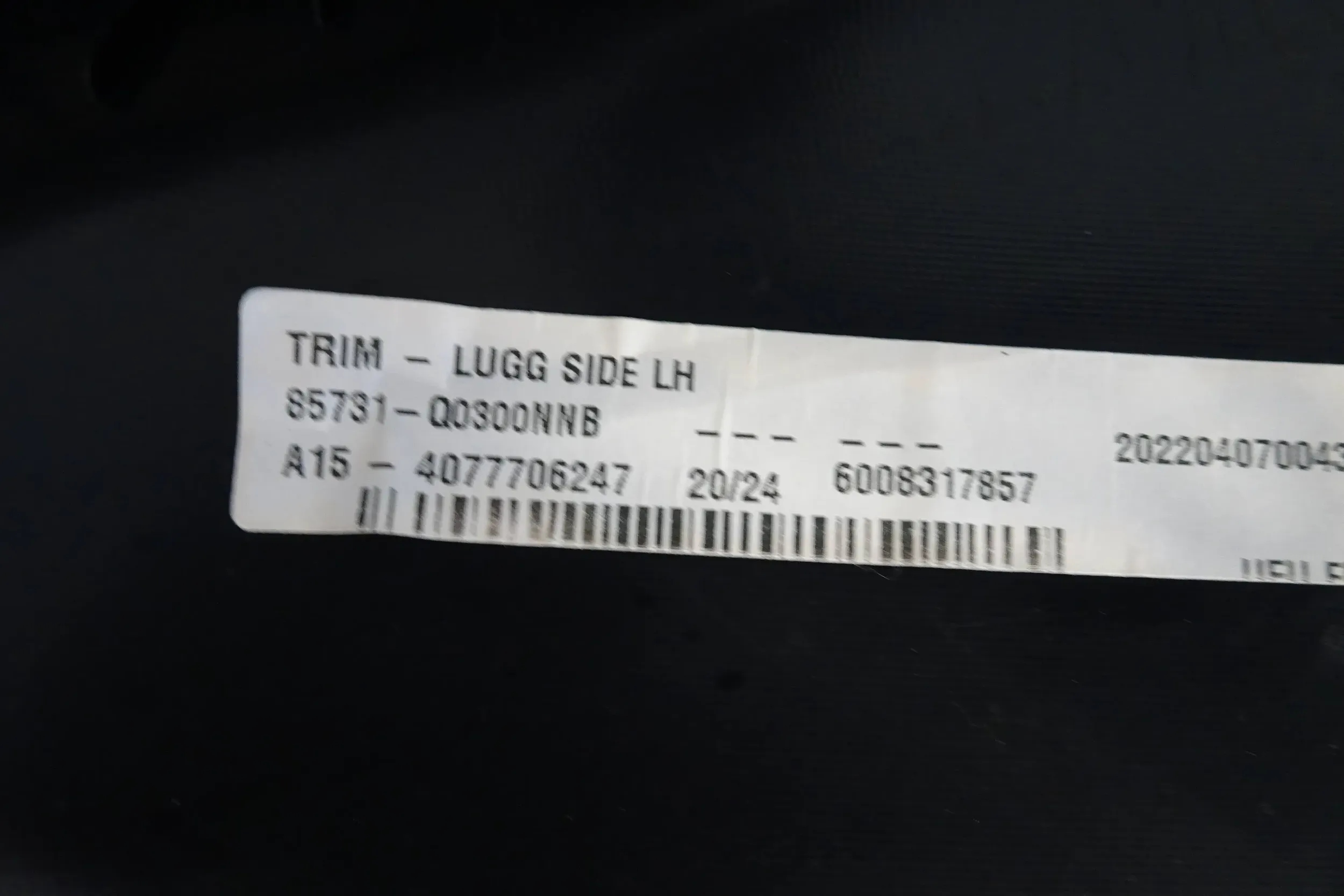 HYUNDAI I20 III BOCZEK BAGAŻNIKA TAPICERKA LEWA 2020- Producent części Hyundai OE